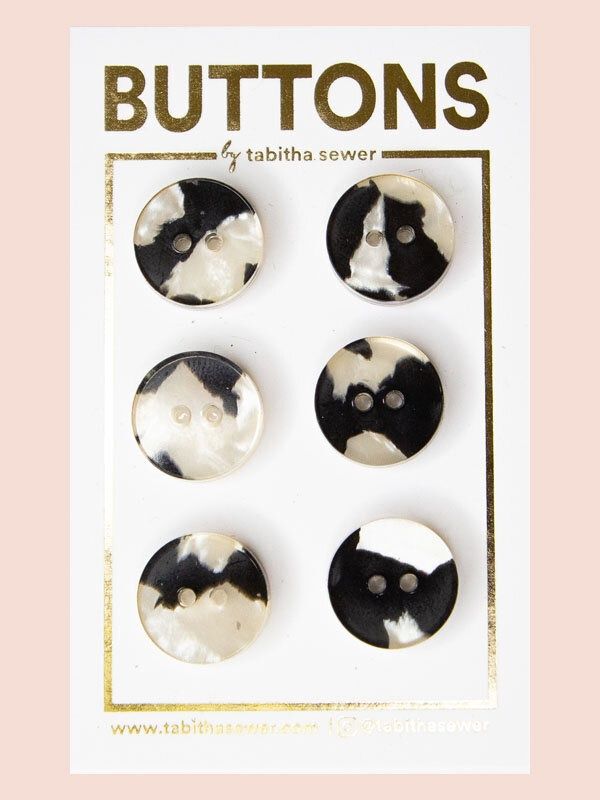 Tabitha Sewer, Jasper Buttons