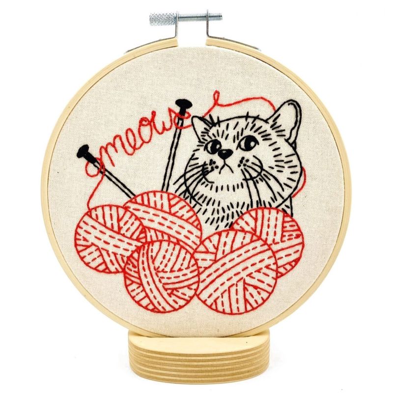 Kitten with Knitting Embroidery Kit
