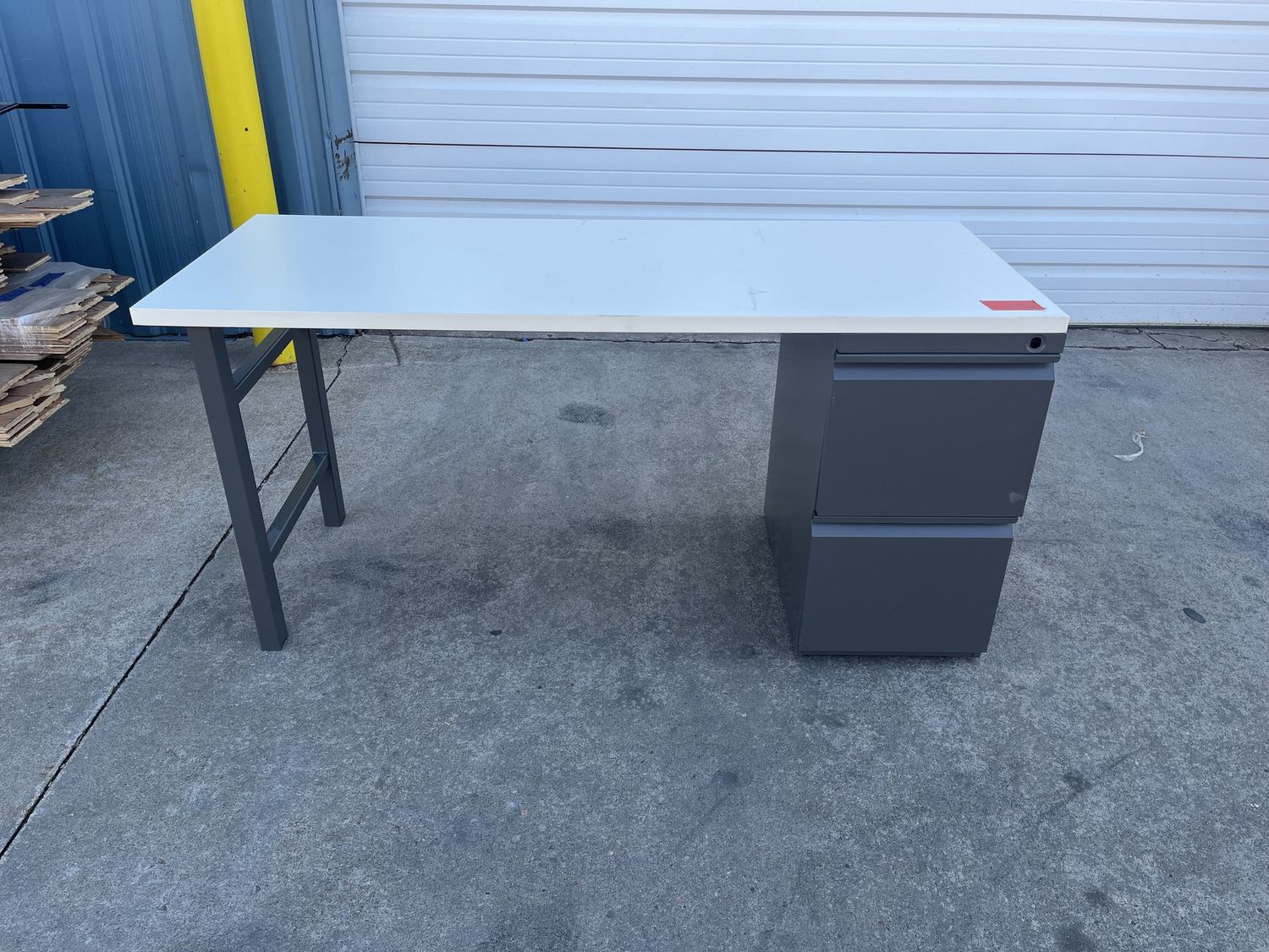 Desk with Build In Filing Cabinet