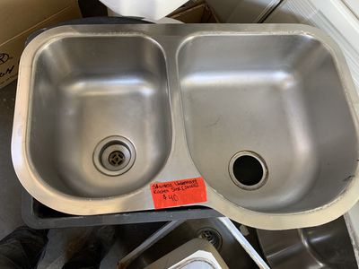 Stainless Undermount Kitchen Sink [SK003]