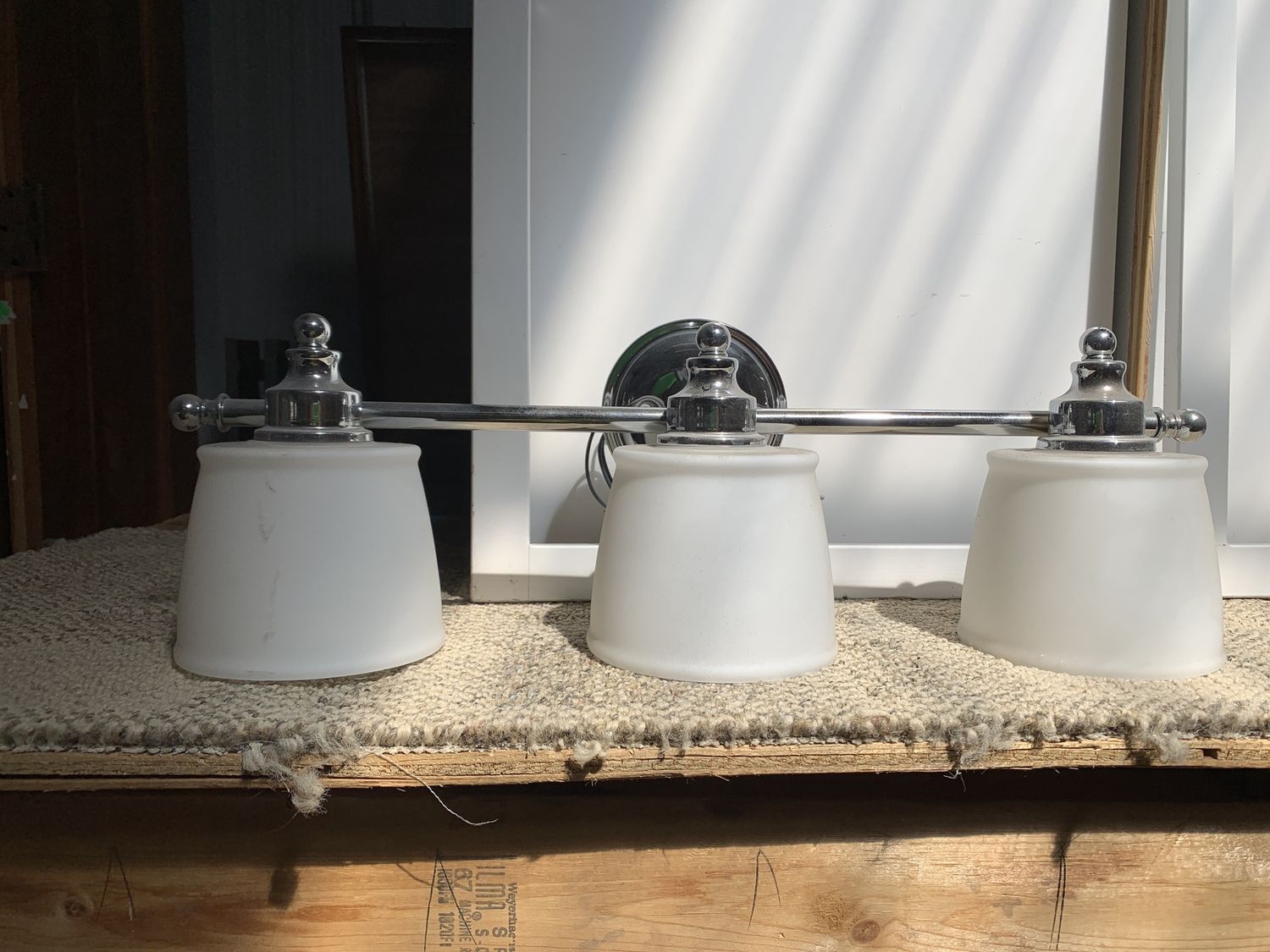 3 Light Beveled Sconce