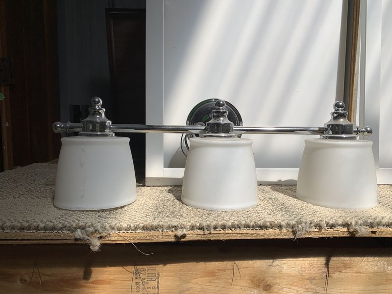 3 Light Beveled Sconce