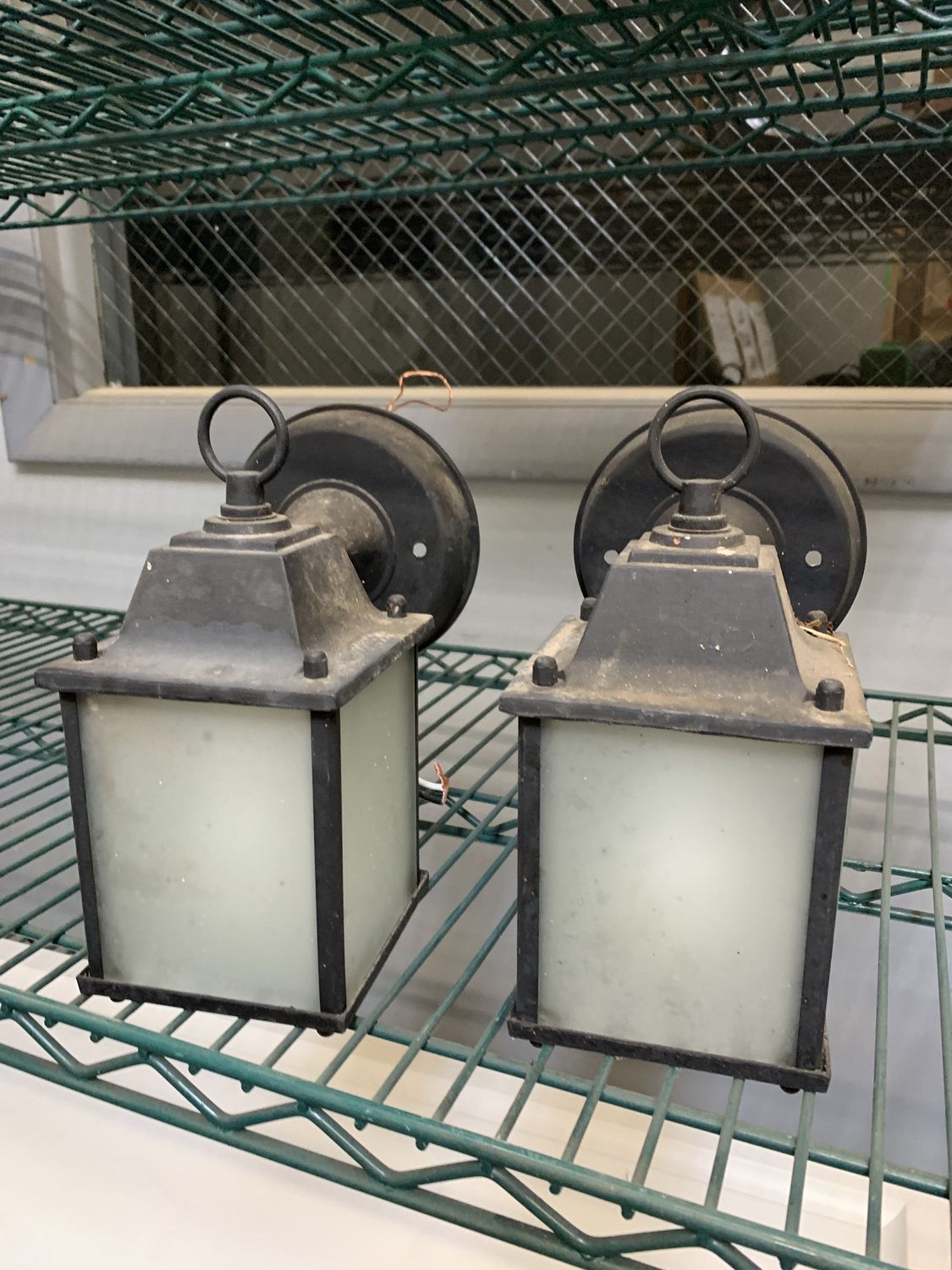 1 Light Lantern Style Coach Light (5&quot; shade)