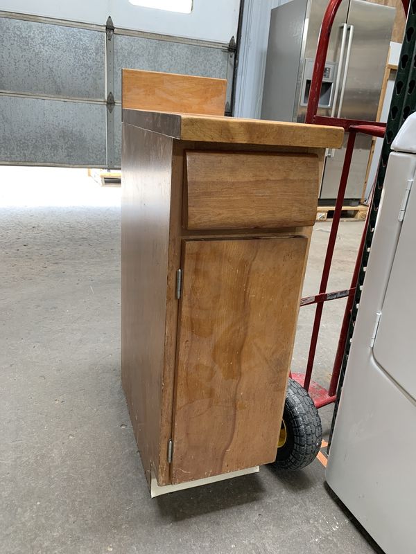 25x12x40 Maple Base Cabinet with Drawer