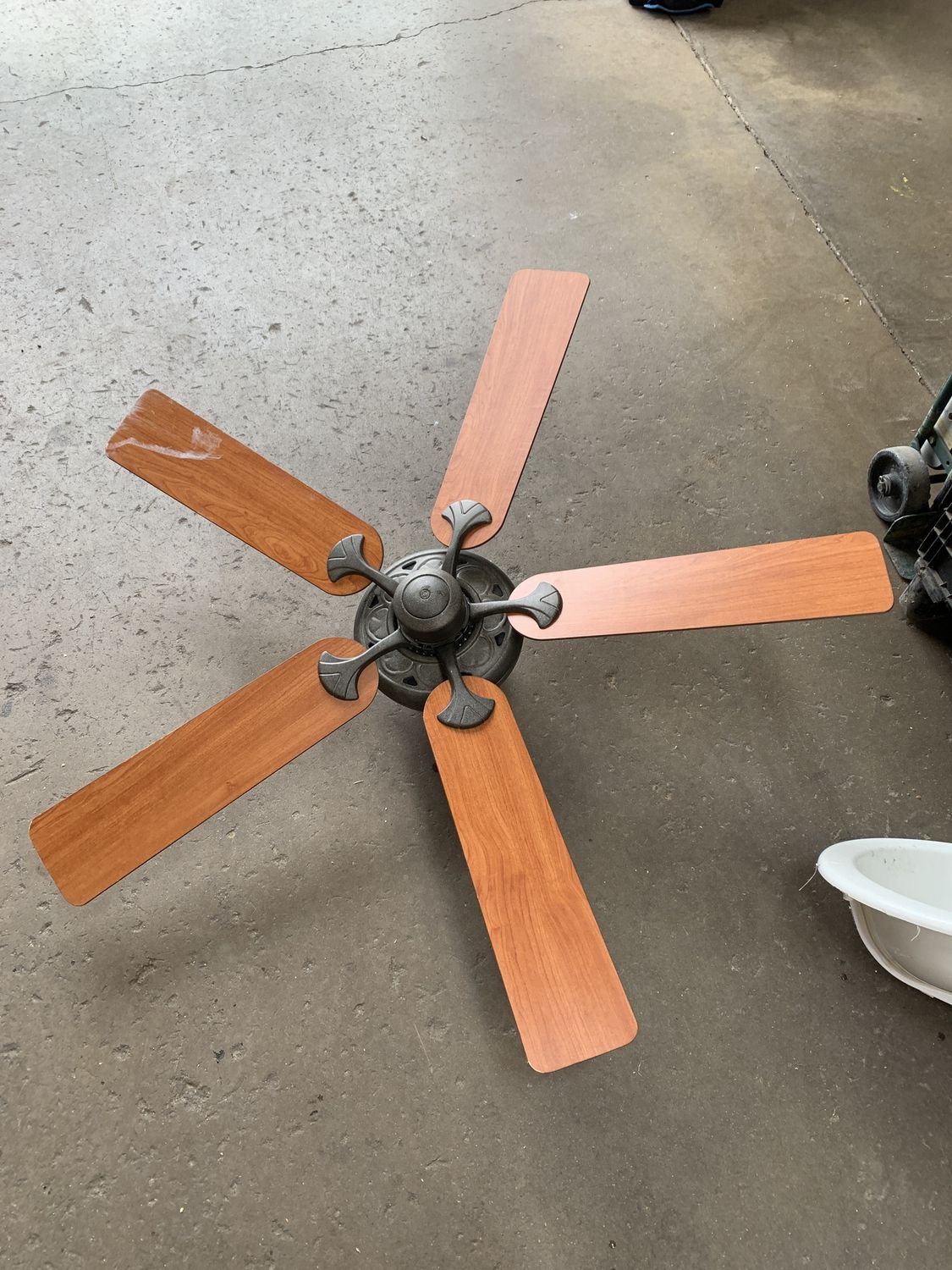 52&quot; Bronze 5-Blade Ceiling Fan – Woodgrain Blades, Classic Design #CF631
