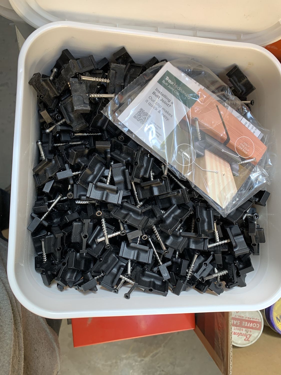 Trex Hideaway Universal Fasteners – Full Bucket for 500 sq ft Coverage 624.01