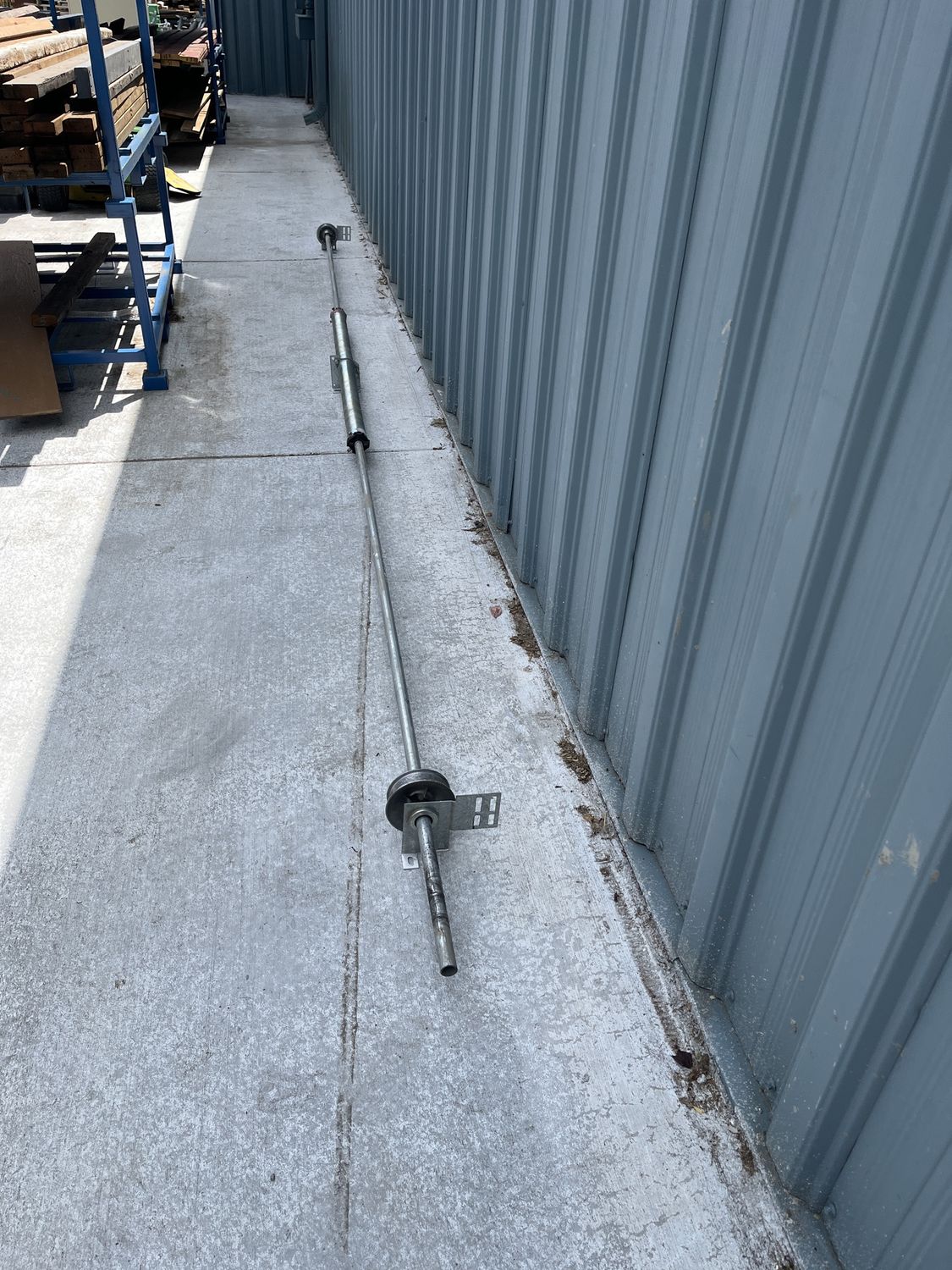 16 ft Garage Door Torsion Spring &amp; Shaft Assembly [705.02]