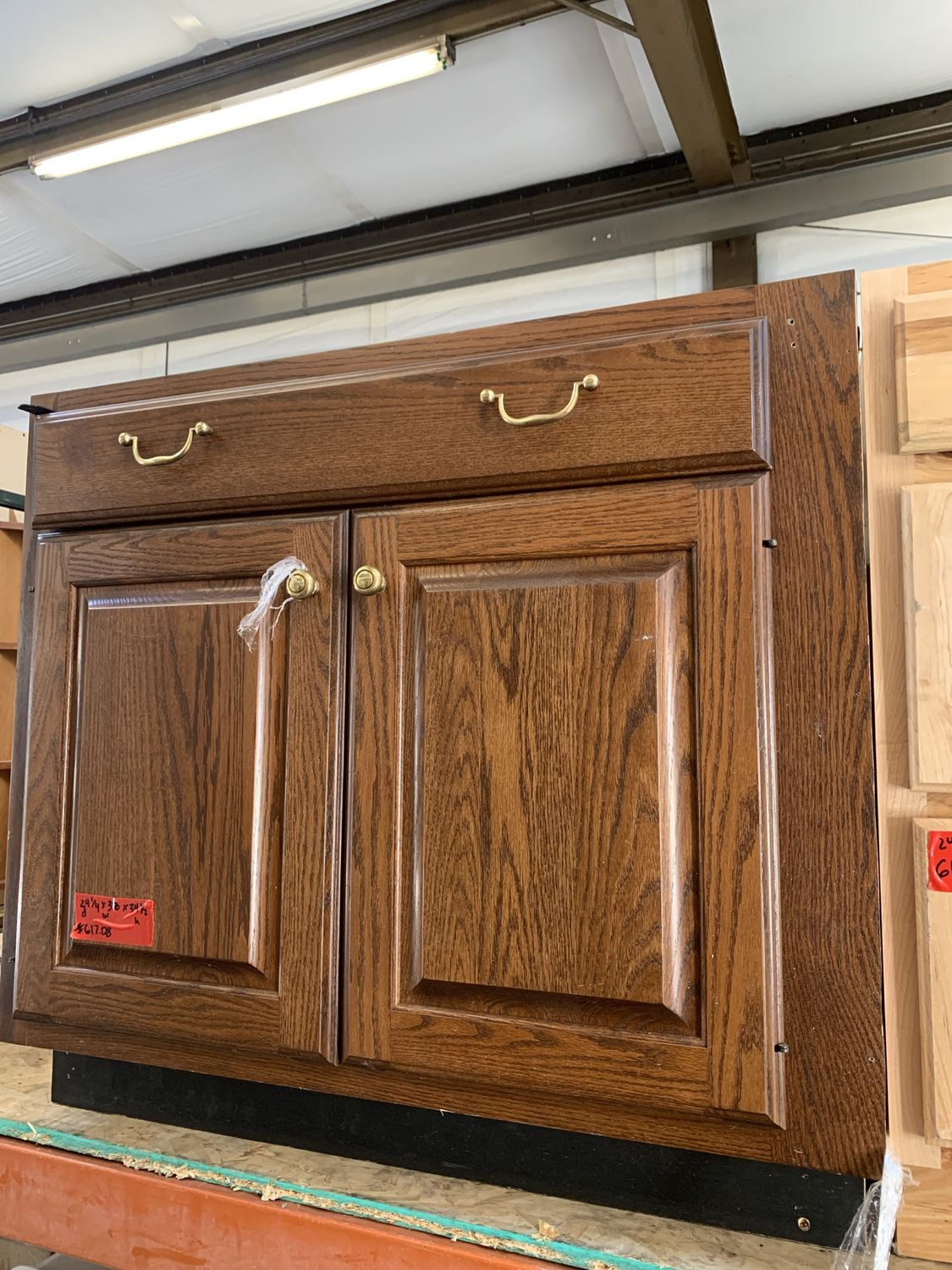 34 ½&quot; Brown Base Cabinet – 2-Door Unit with Drawers &amp; Slide-Out Shelves 617.08
