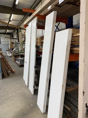 White Narrow Interior Slab Closet Doors – No Panels 707.15