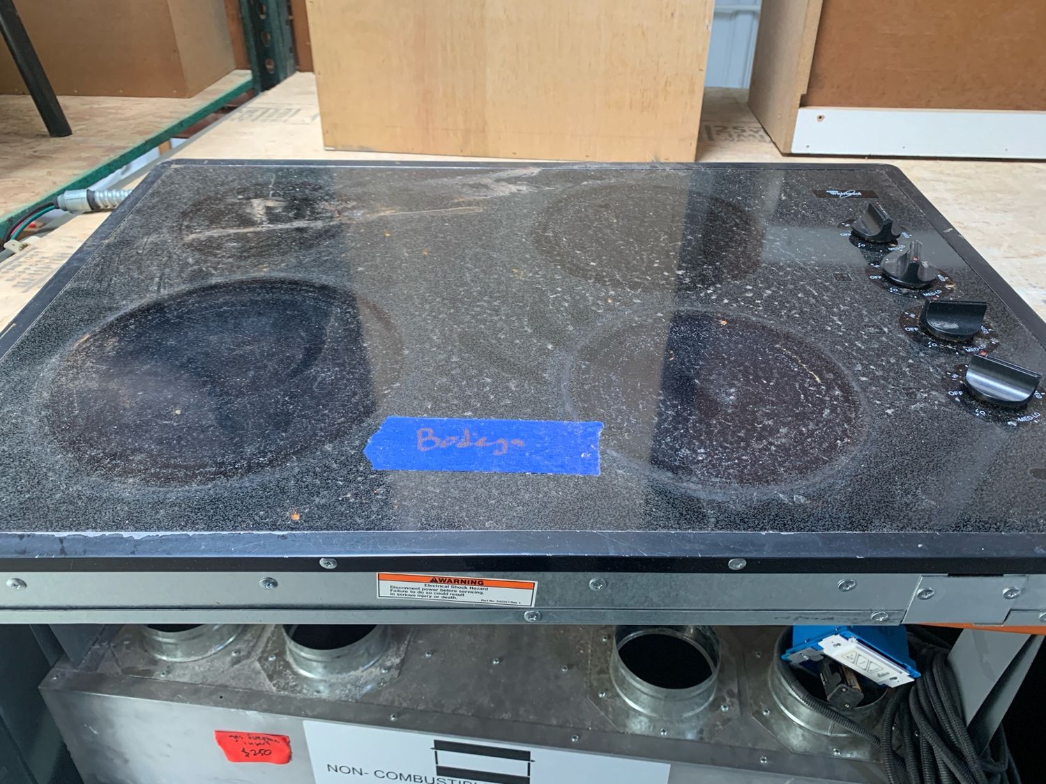 30&quot; Black Whirlpool Electric Cooktop - 714.10