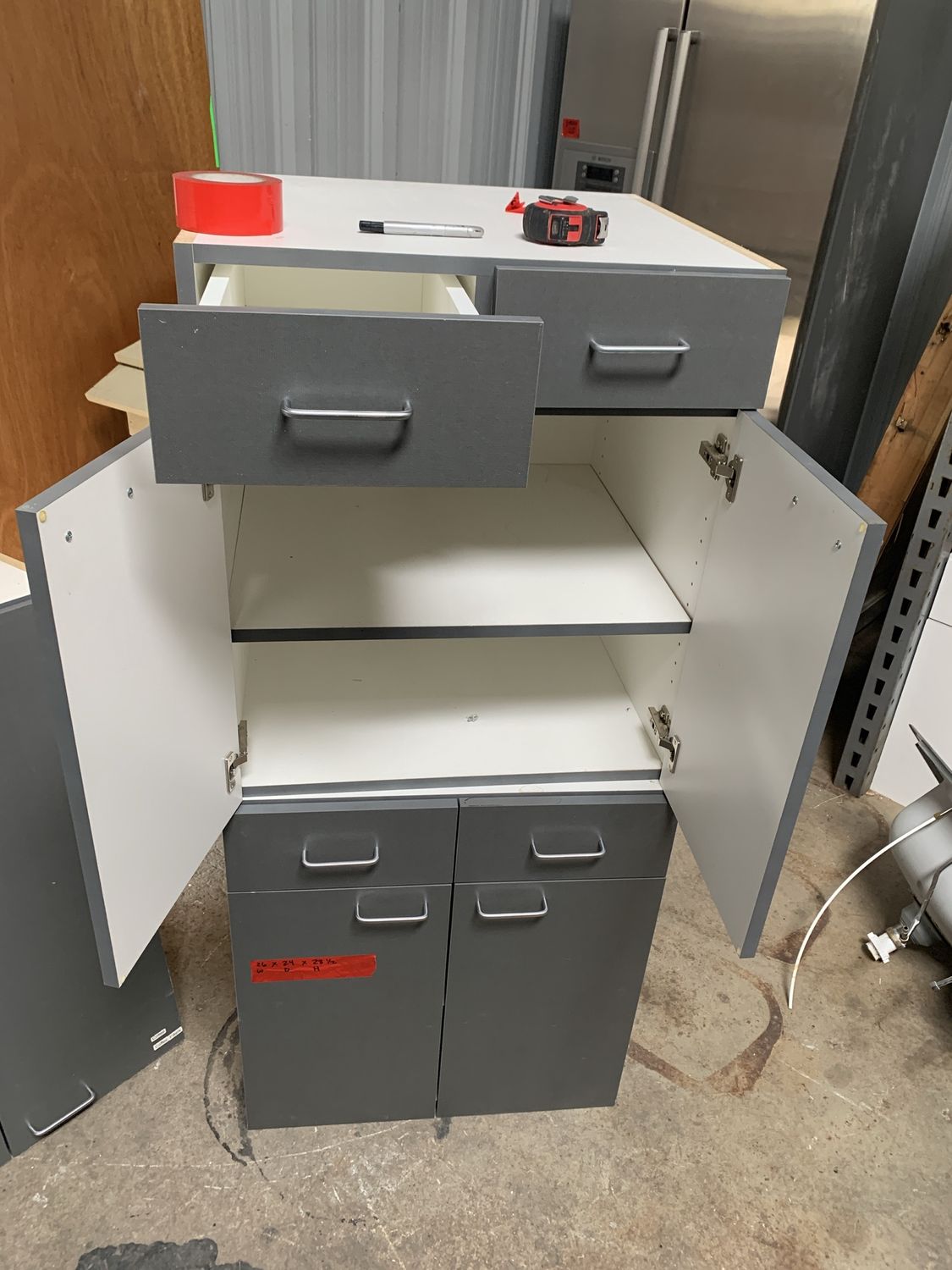 26&quot; x 24&quot; Grey Modular Base Cabinet – 714.13-14