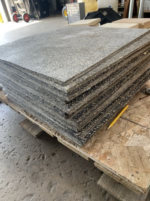 18&quot; x 18&quot; Recycled Rubber Flooring Tiles – Speckled Gray 715.05