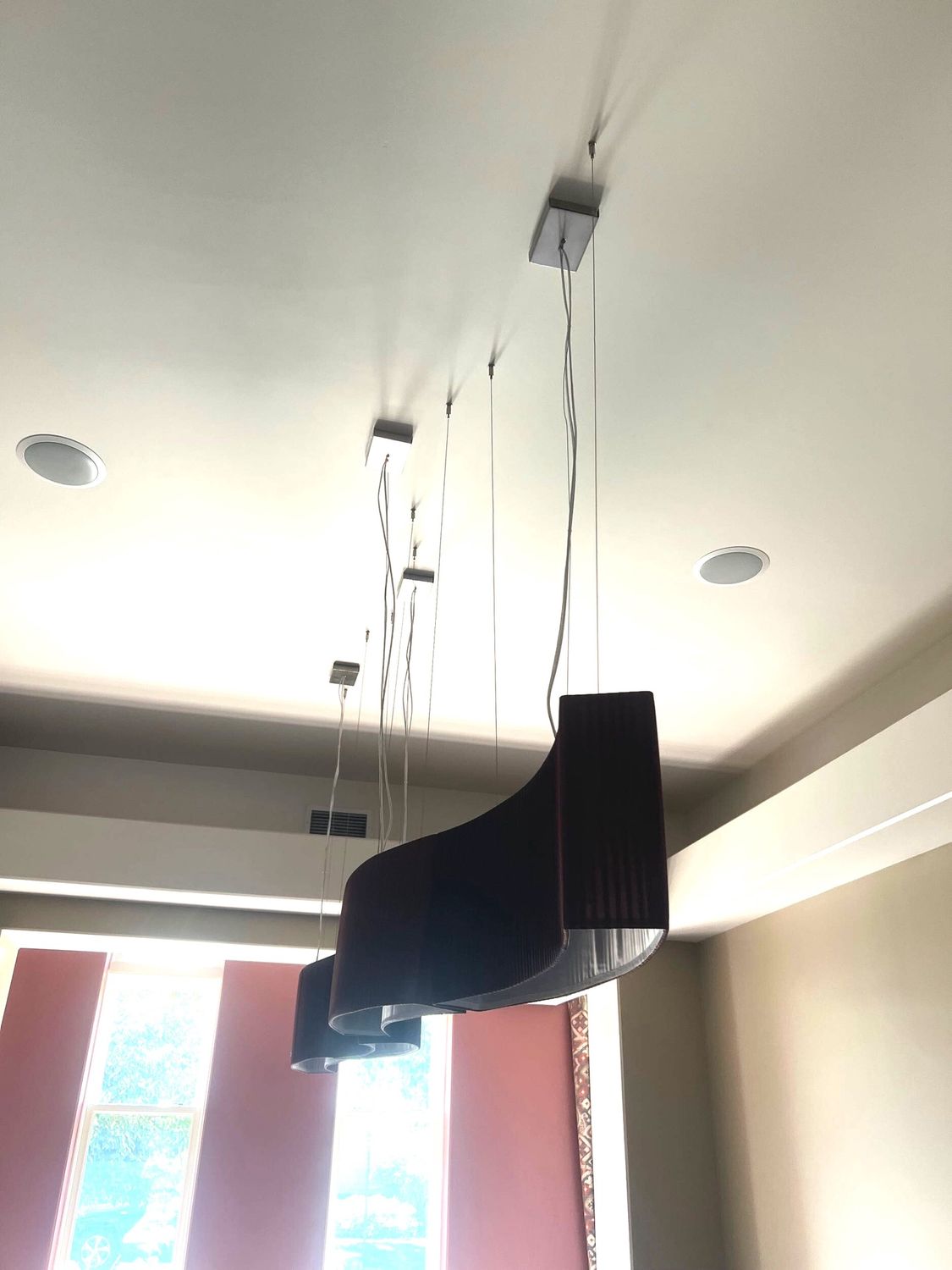Modern Curved Pendant Light Fixtures with Fabric Shades [806.01]