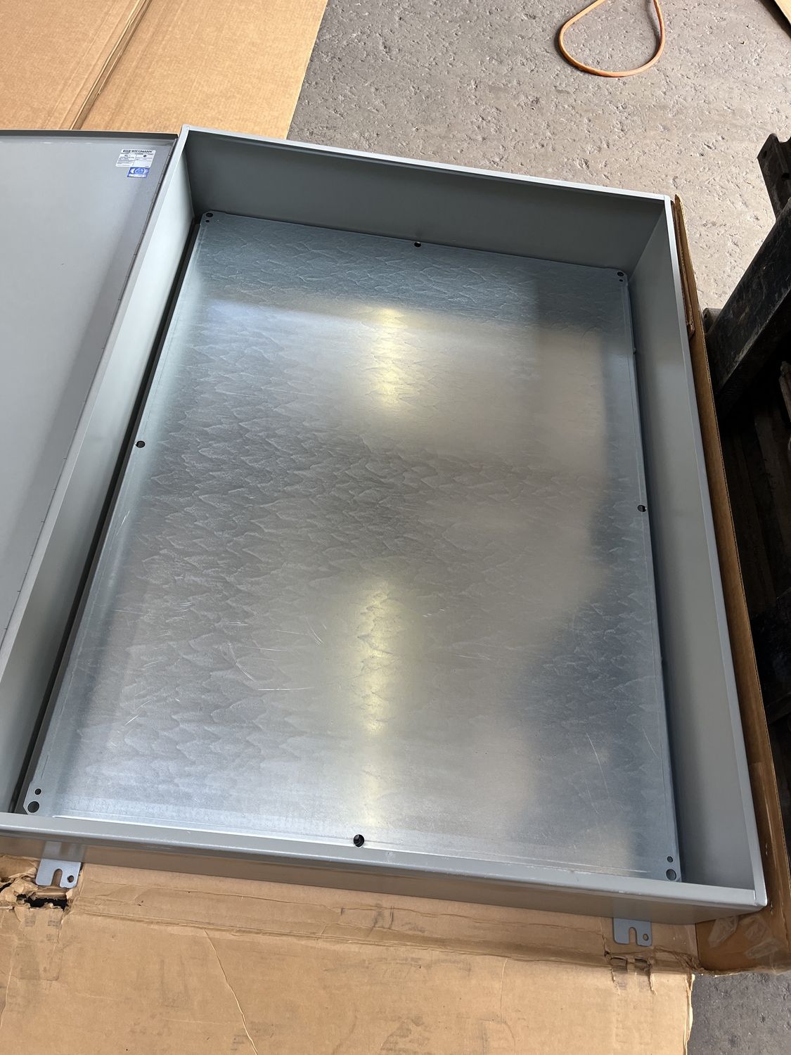 Wiegmann N1 Extra Large Electrical Enclosure Cabinet with Panel [809.41]