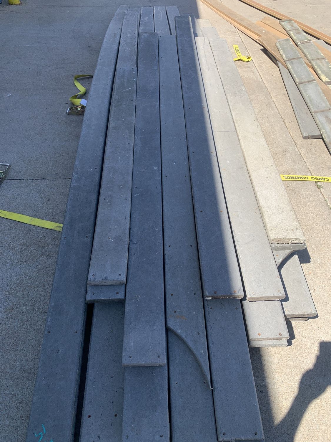 Composite Decking Boards ~200 sq ft, 11–16 ft Lengths [809.71]