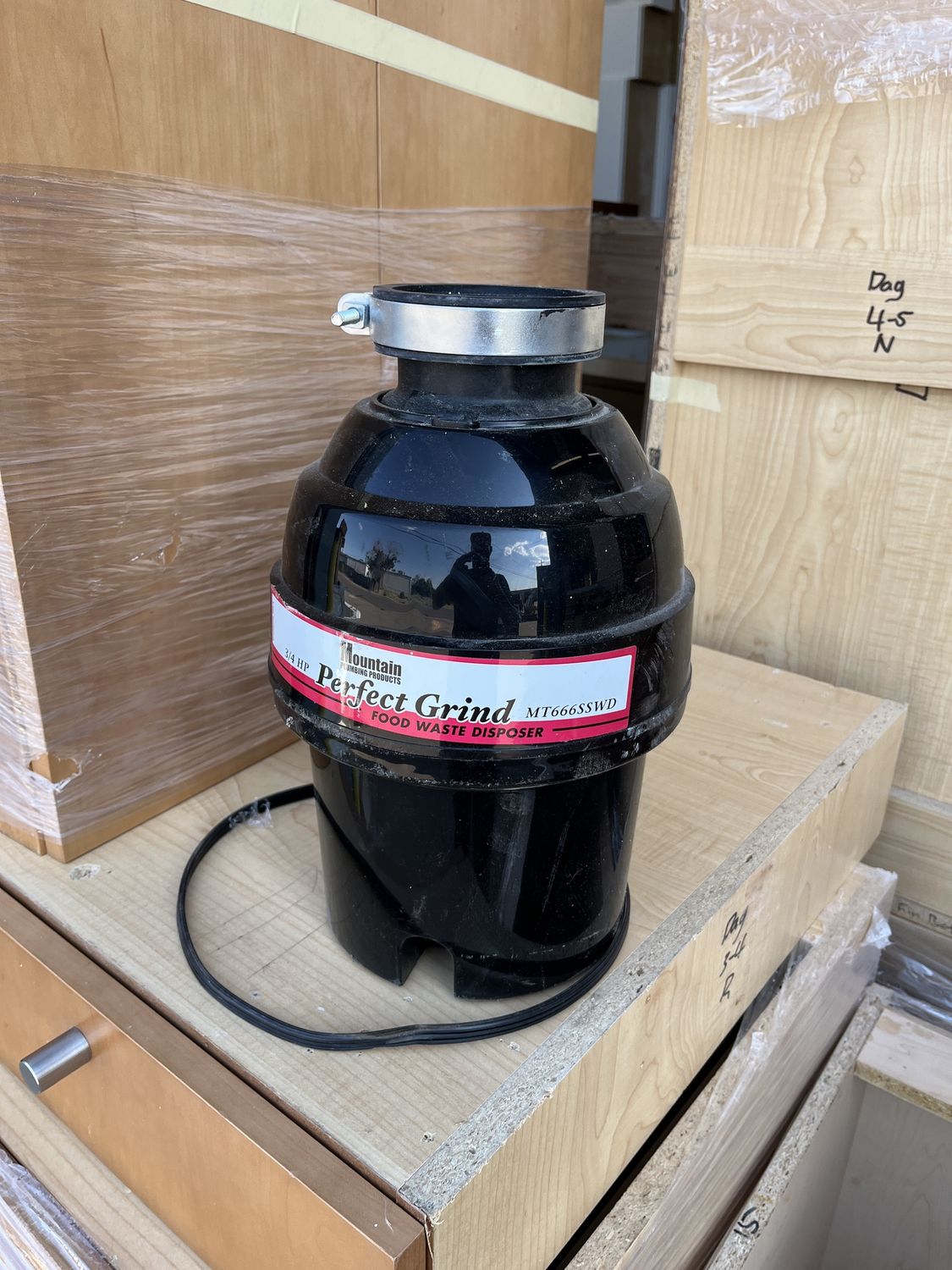 Mountain Plumbing Perfect Grind Food Waste Disposer – 3/4 HP [820.12]