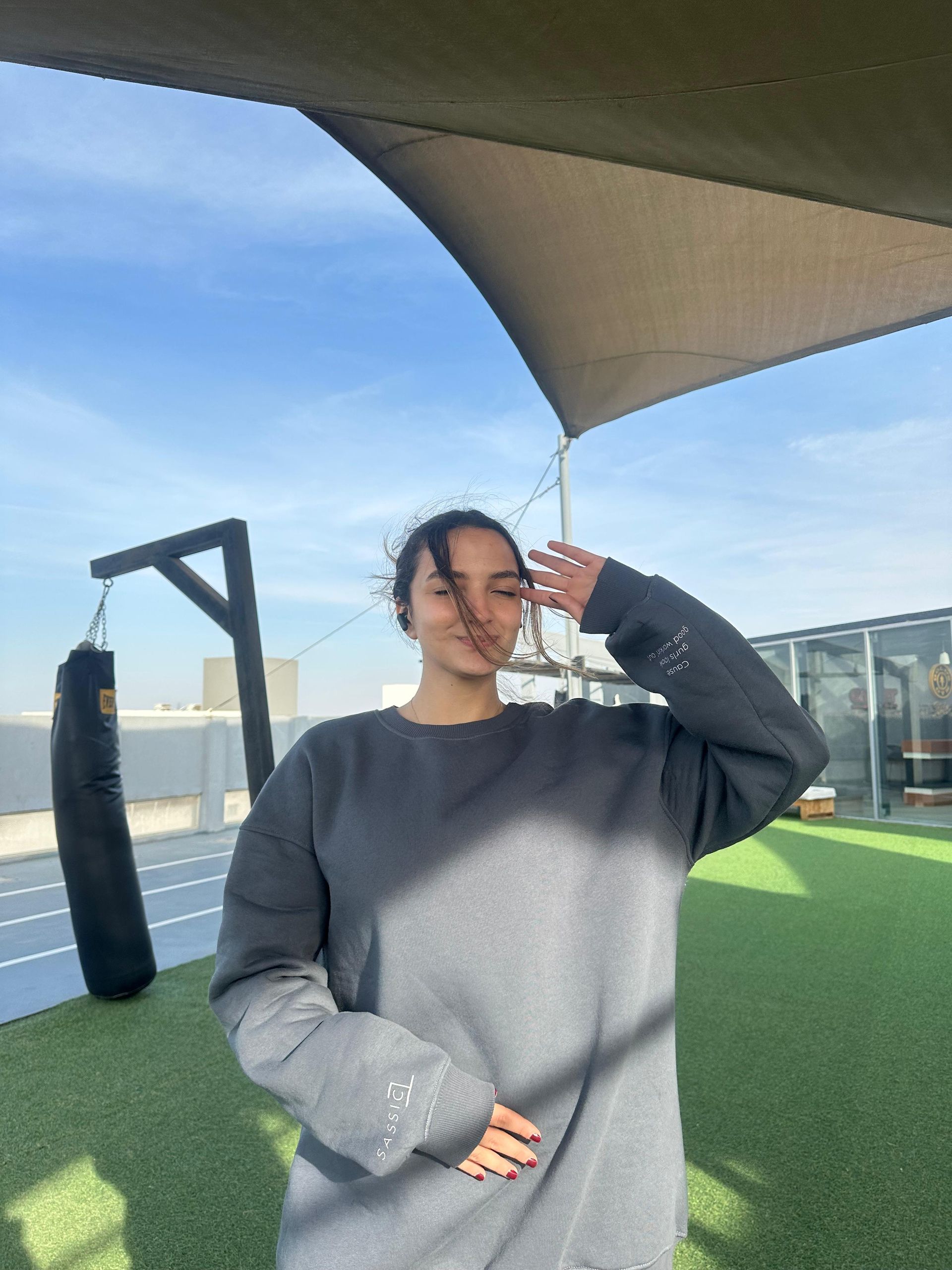 'lift like a gurl' crewneck grey