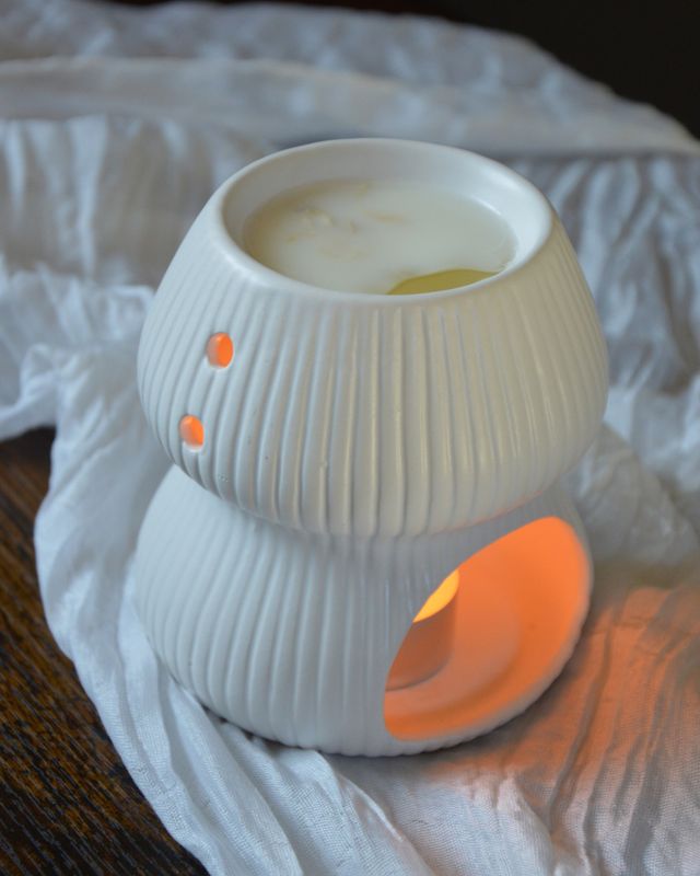 Brûle-parfum Curvy blanc