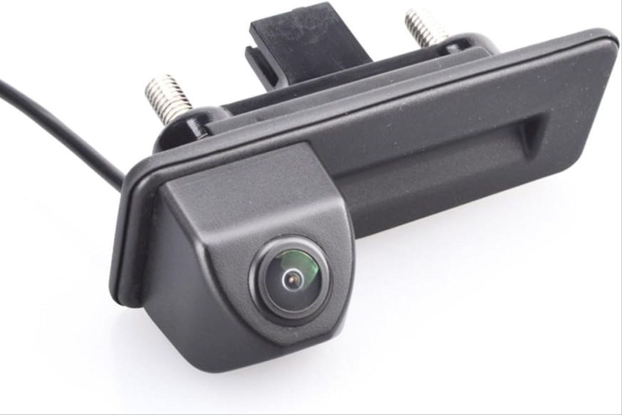 Kamera cofania Navinio, wodoodporna, z widzeniem nocnym, umieszczona w uchwycie bagażnika, dla VW Skoda Rapid Roomster Superb Yeti Fabia Octavia II 1Z5 oraz Audi A1.