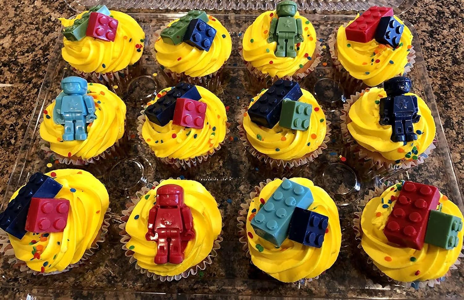 Silikonowe foremki do lodu, czekolady, cukierków, fondantu w kształcie klocków.