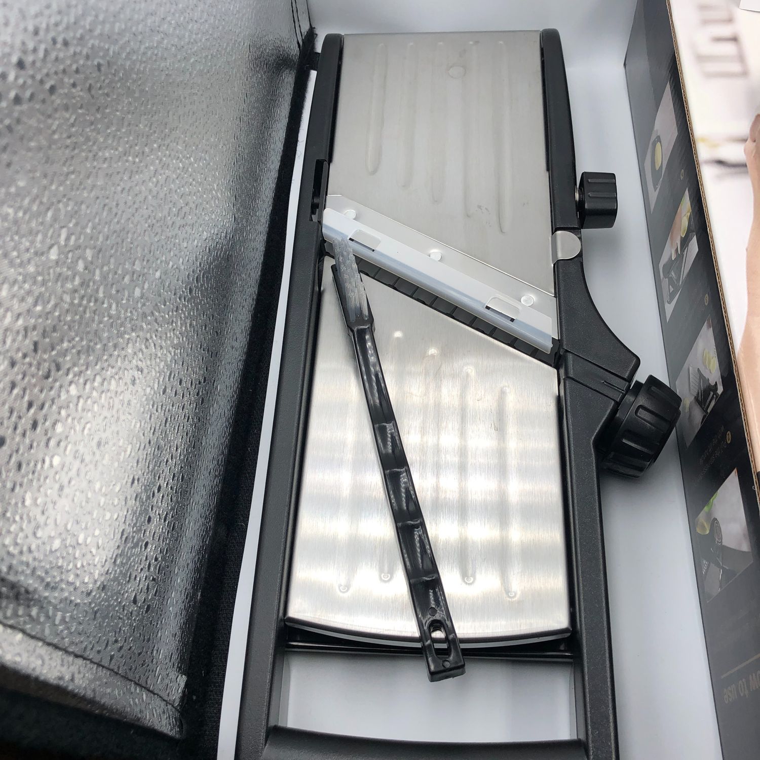 MASTERTOP Mandolina 10 w 1: Slicerka do warzyw, stal nierdzewna, rękawice, szczoteczka.