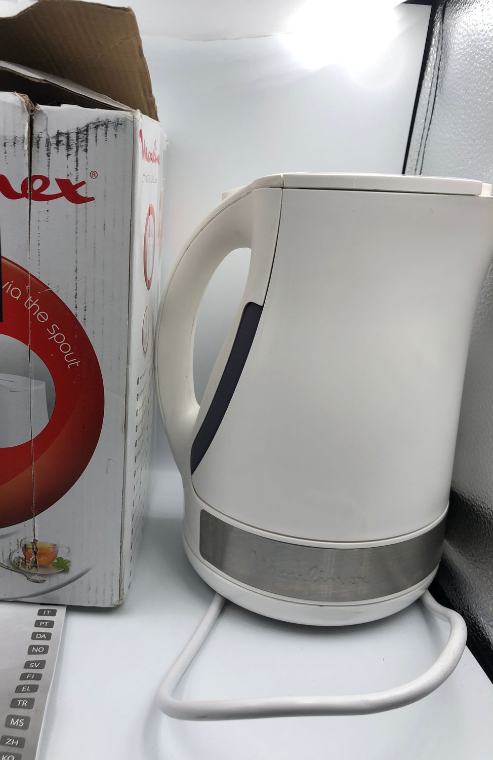 Moulinex BY108110 Principio czajnik biały/stal nierdzewna 1,7 l