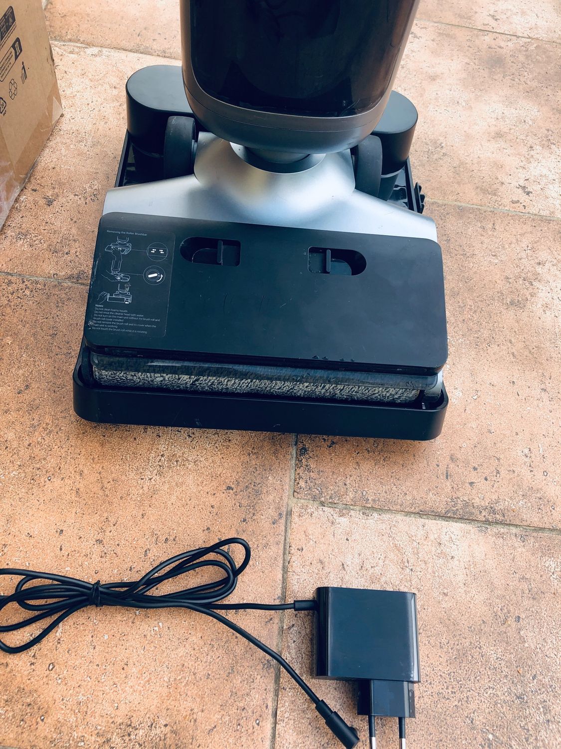 OSOTEK H200 Pro Mop: bezprzewodowy odkurzacz mokro-sucho, LED, samoczyszczący.