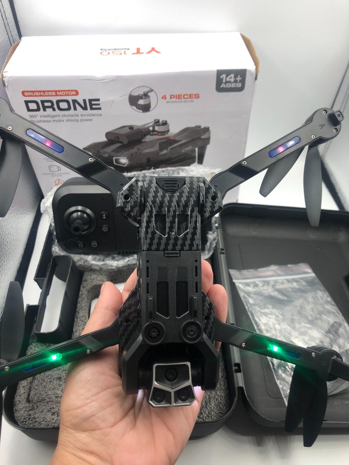 Dron z Kamerą 4K, Transmisja WiFi FPV, Składany, 2 Baterie, Unikanie Przeszkód.