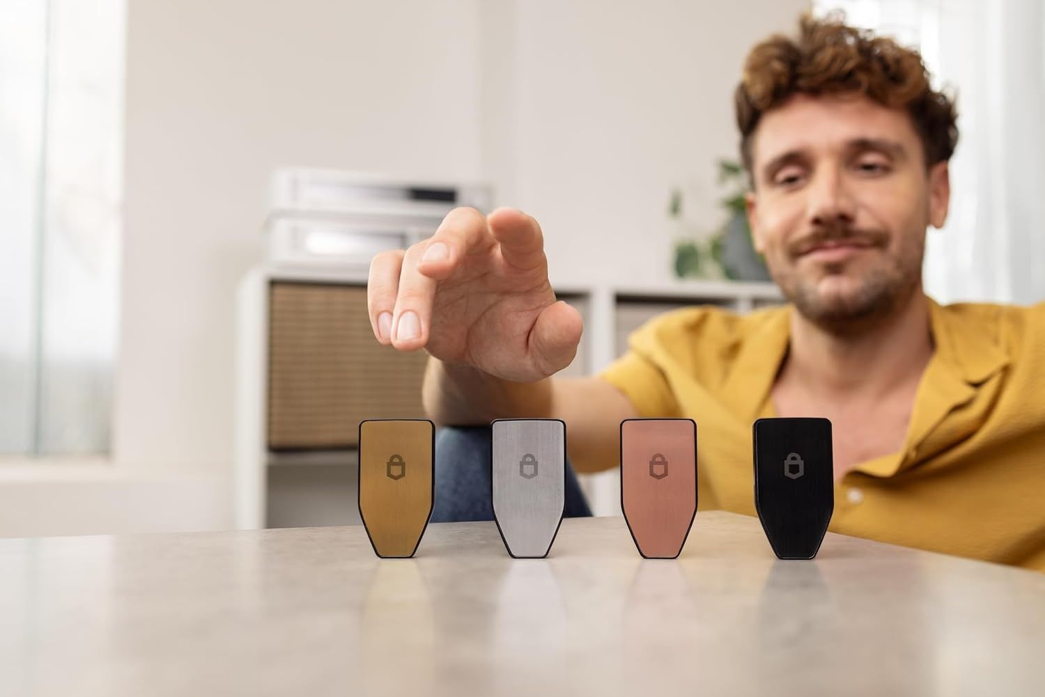 Trezor Safe 3 - sprzętowy portfel kryptowalutowy z bezpiecznym elementem.