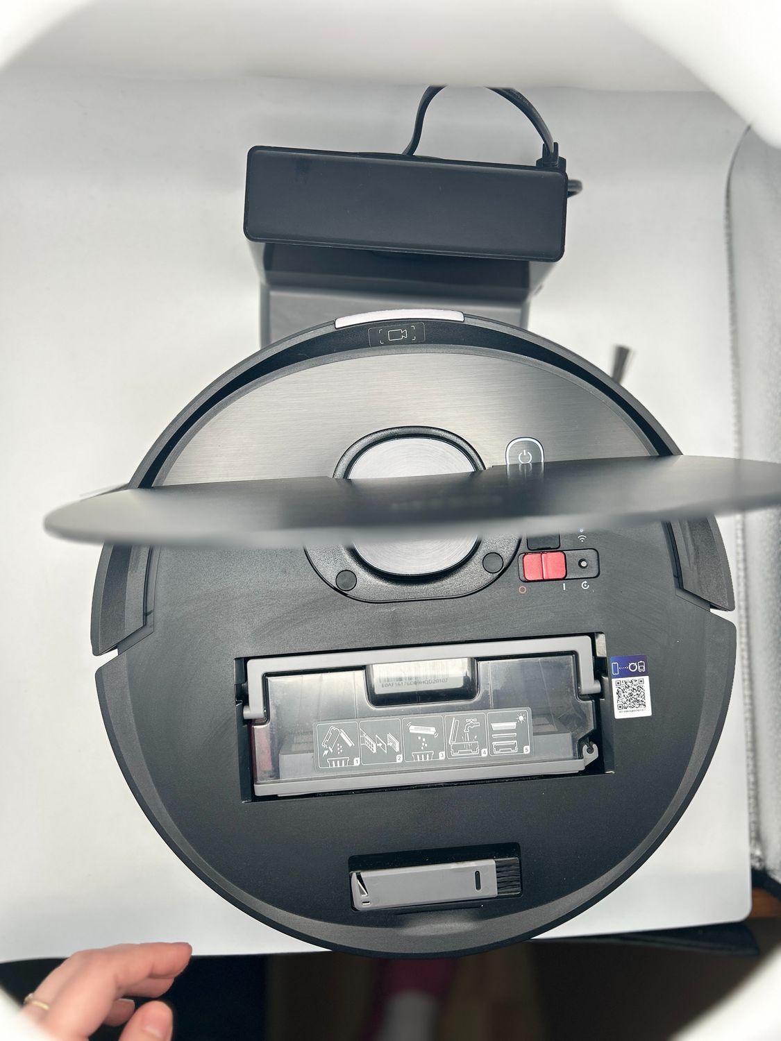 ECOVACS Deebot T9 AIVI Robot Odkurzacz z funkcją wycierania (3000Pa, AIVI)