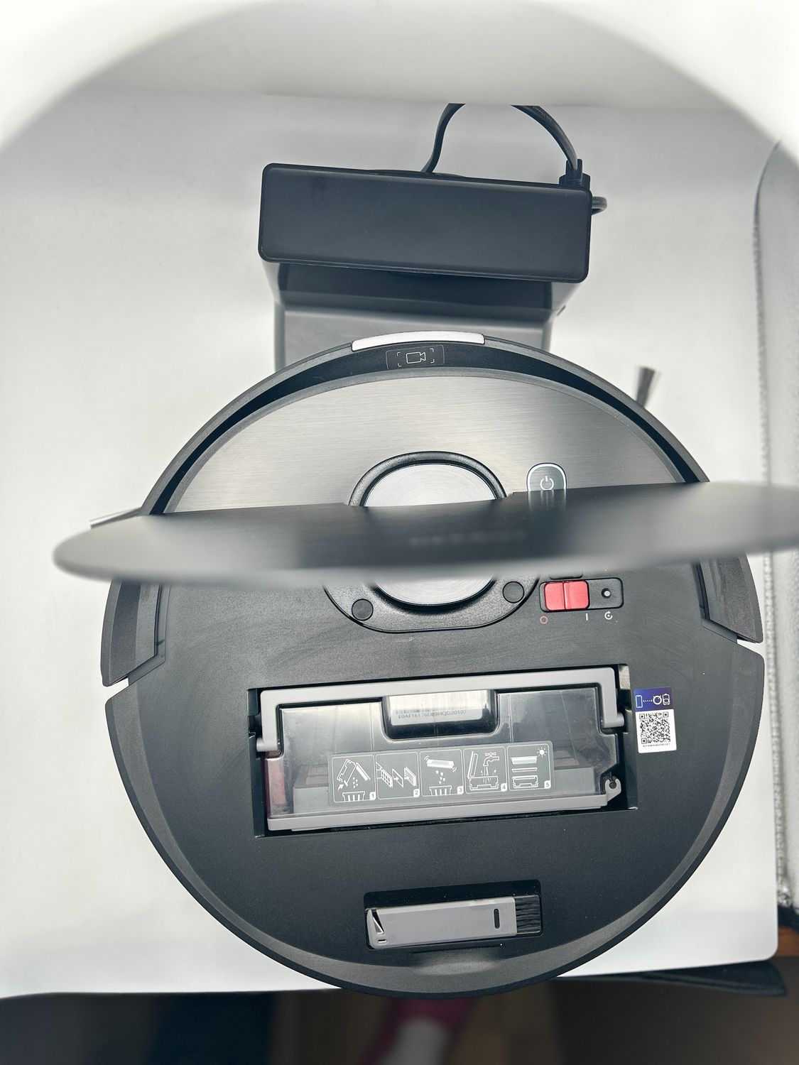ECOVACS Deebot T9 AIVI Robot Odkurzacz z funkcją wycierania (3000Pa, AIVI)