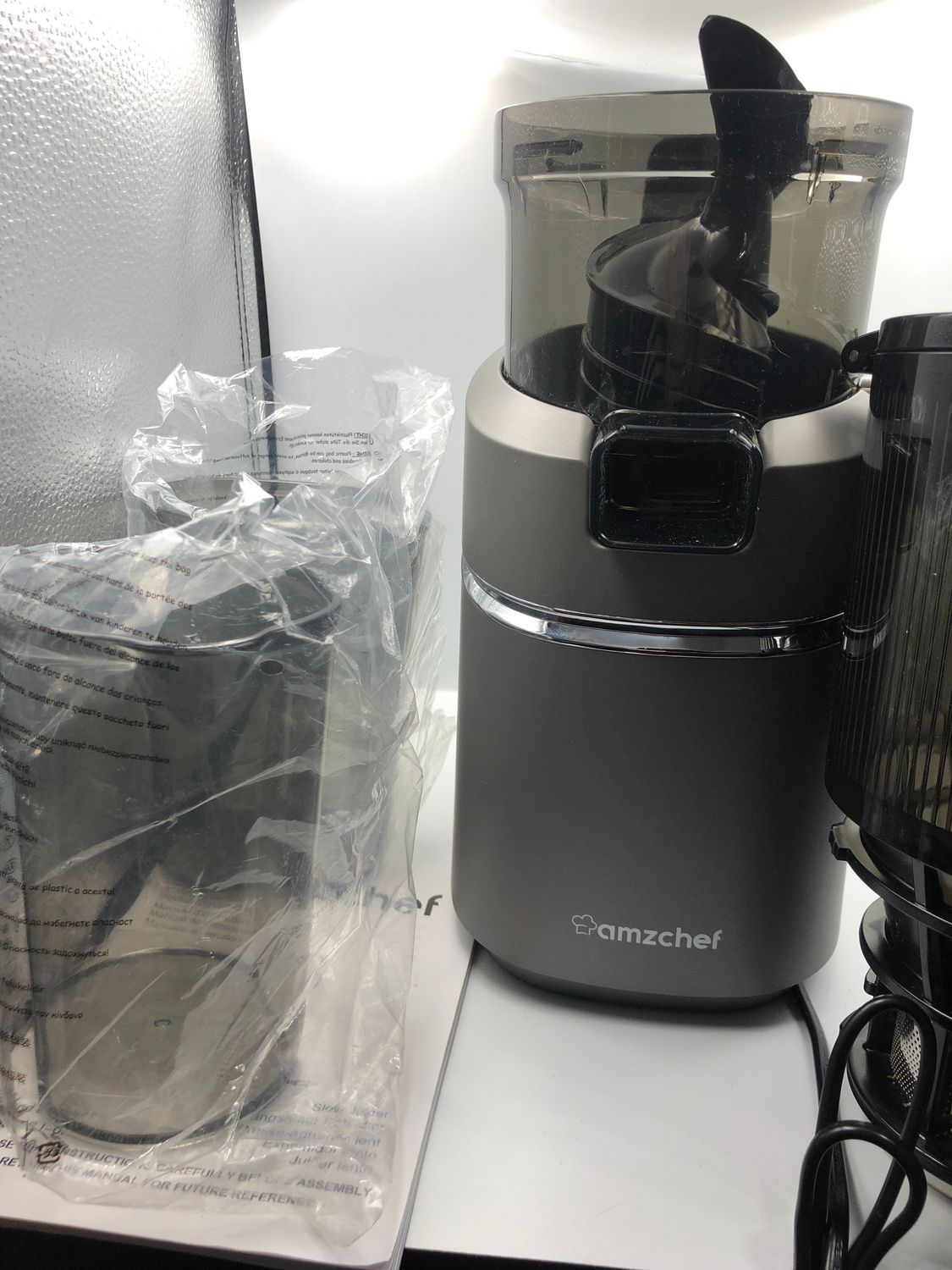 AMZCHEF 250W Automatyczna Sokowirówka, 135MM otwór, 1,8L - Szary