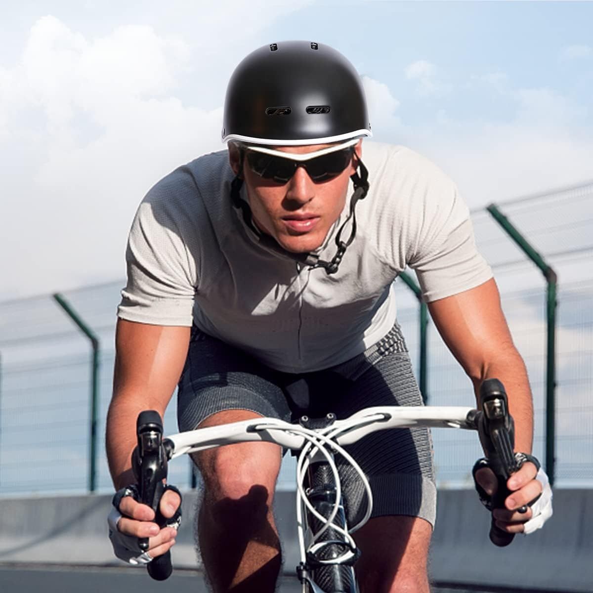 Kask rowerowy z LED CE-Certyfikaty dla dorosłych E-Scooter BMX