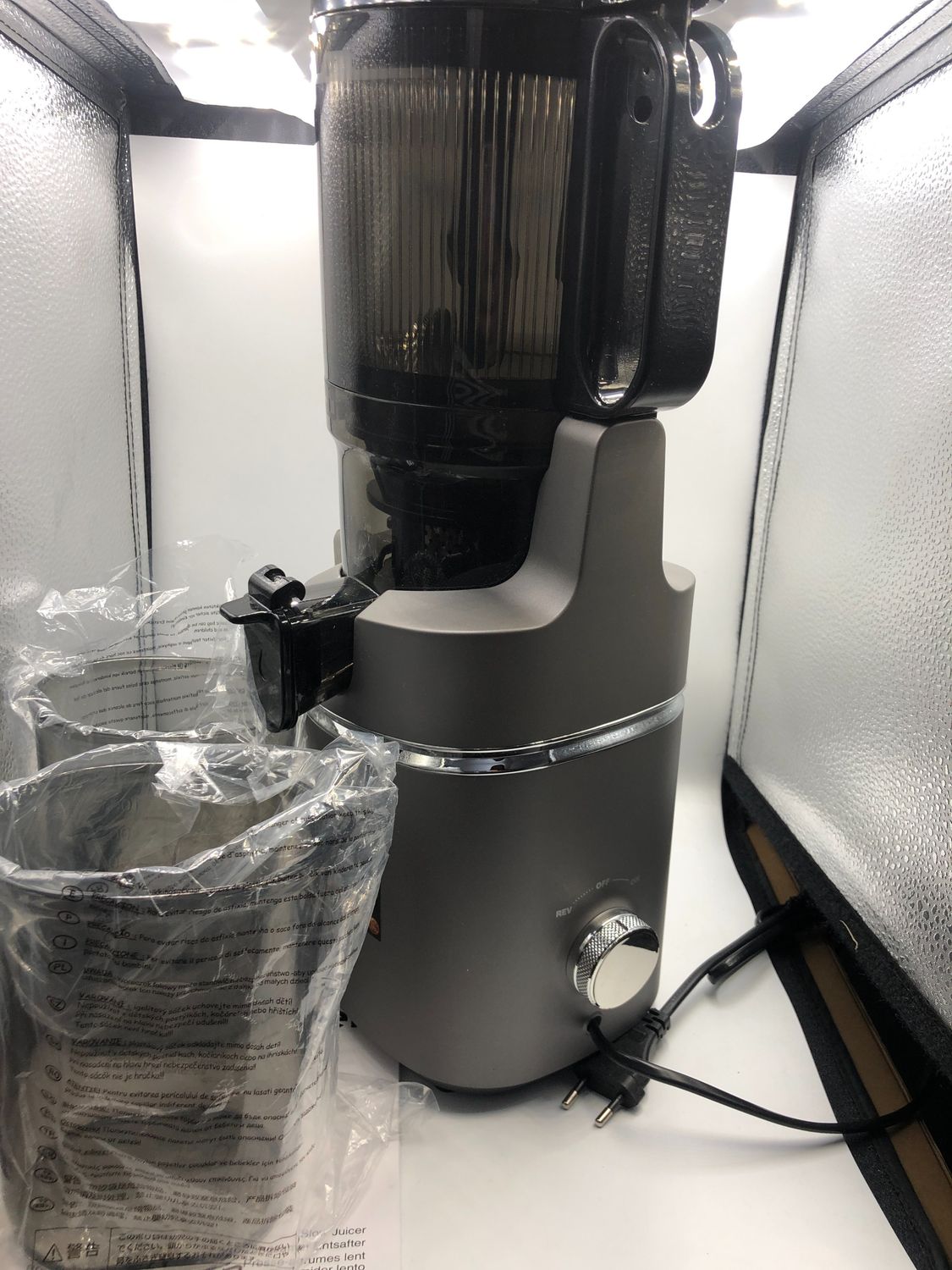 AMZCHEF 250W Automatyczna Sokowirówka, 135MM otwór, 1,8L - Szary