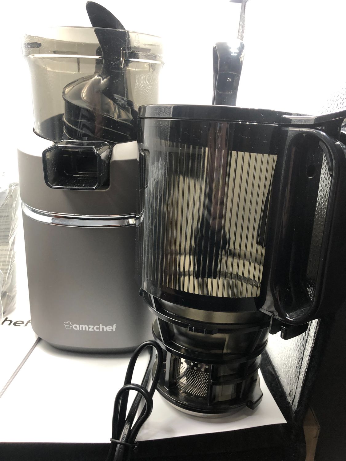 AMZCHEF 250W Automatyczna Sokowirówka, 135MM otwór, 1,8L - Szary