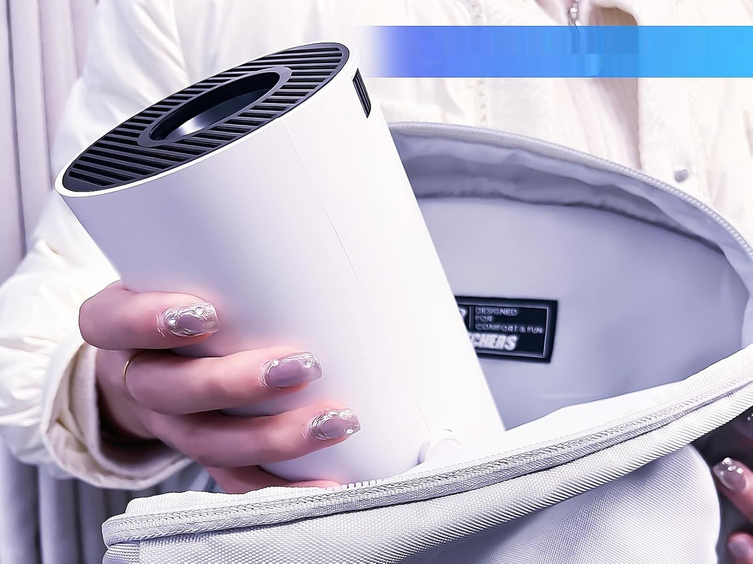 Projektor Valieno 4K 200 ANSI, WiFi 2.4G/5G, 180° design, bez Androida.