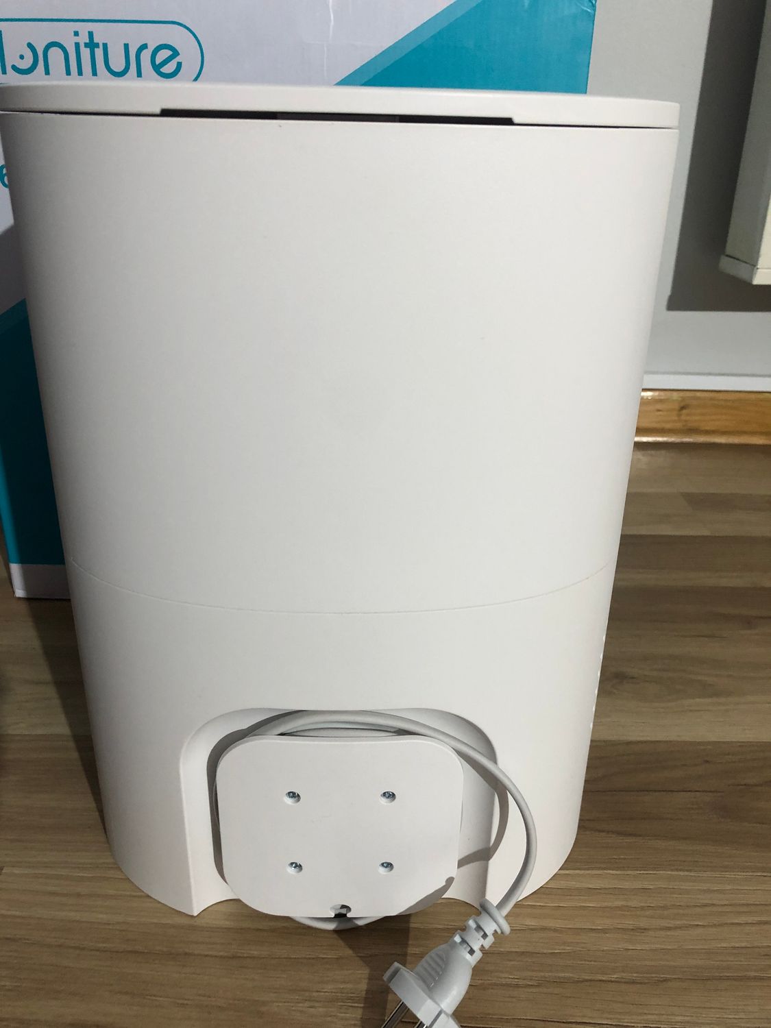 HONITURE Robot sprzątający Q6 Pro 3500 Pa z nawigacją laserową.