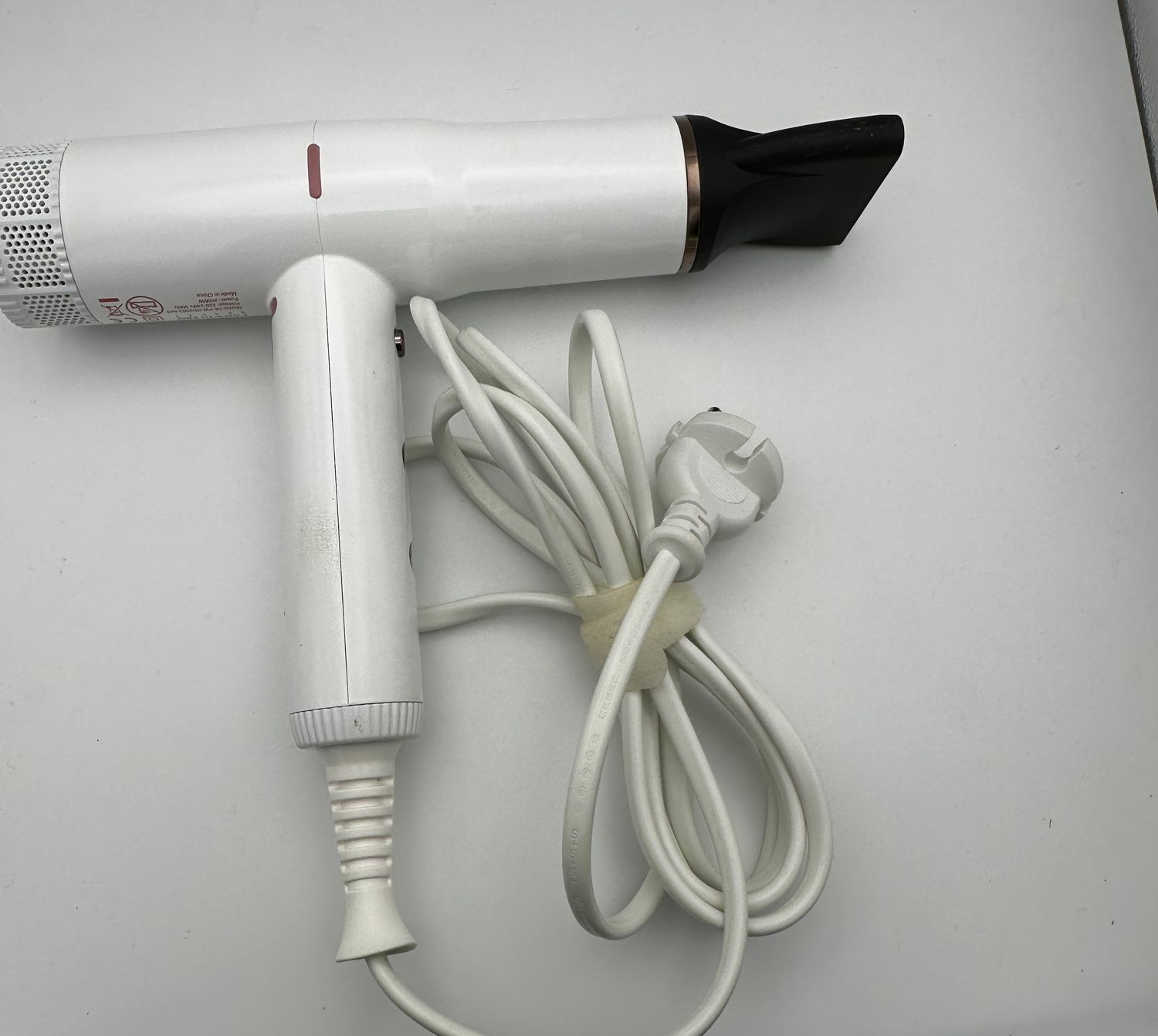 PARWIN PRO BEAUTY Suszarka do Włosów 110,000RPM, 2000W, jonowa (biała)