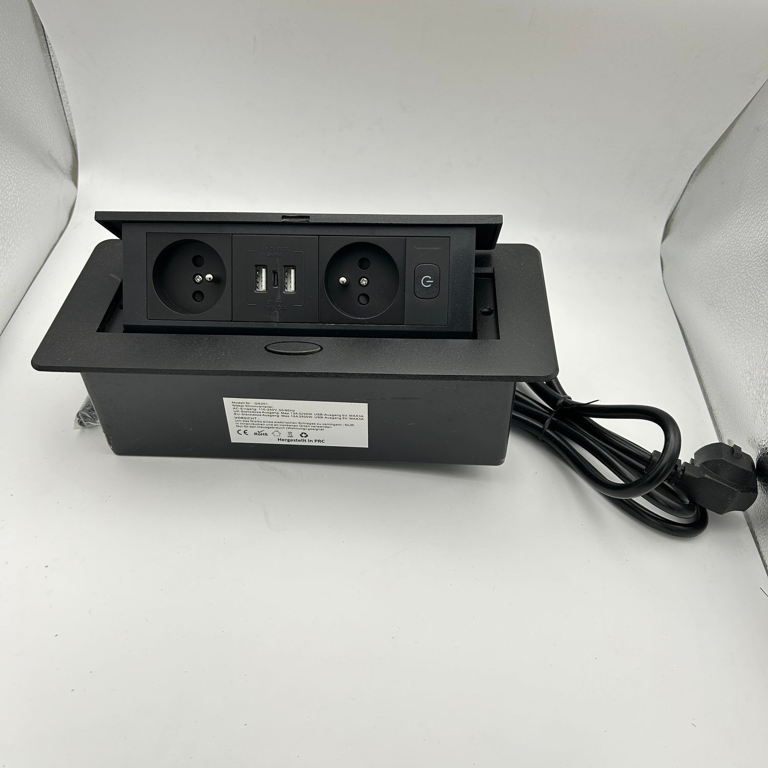 Connection Box Black, biurko z 2 gniazdami i 2 portami USB Type-C