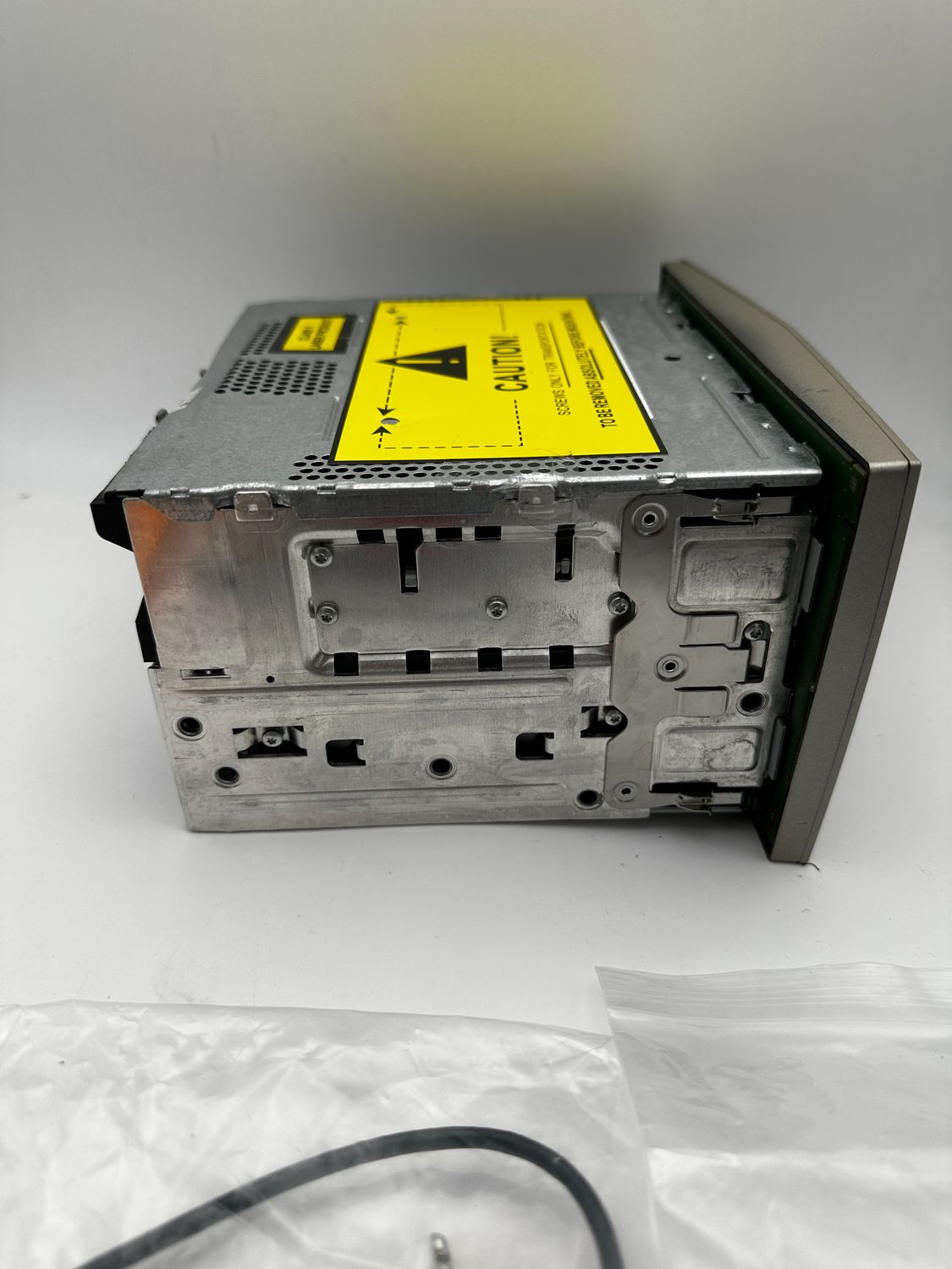 RADIOODTWARZACZ RADIO OPEL ASTRA H ZAFIRA B 13289929 497316088