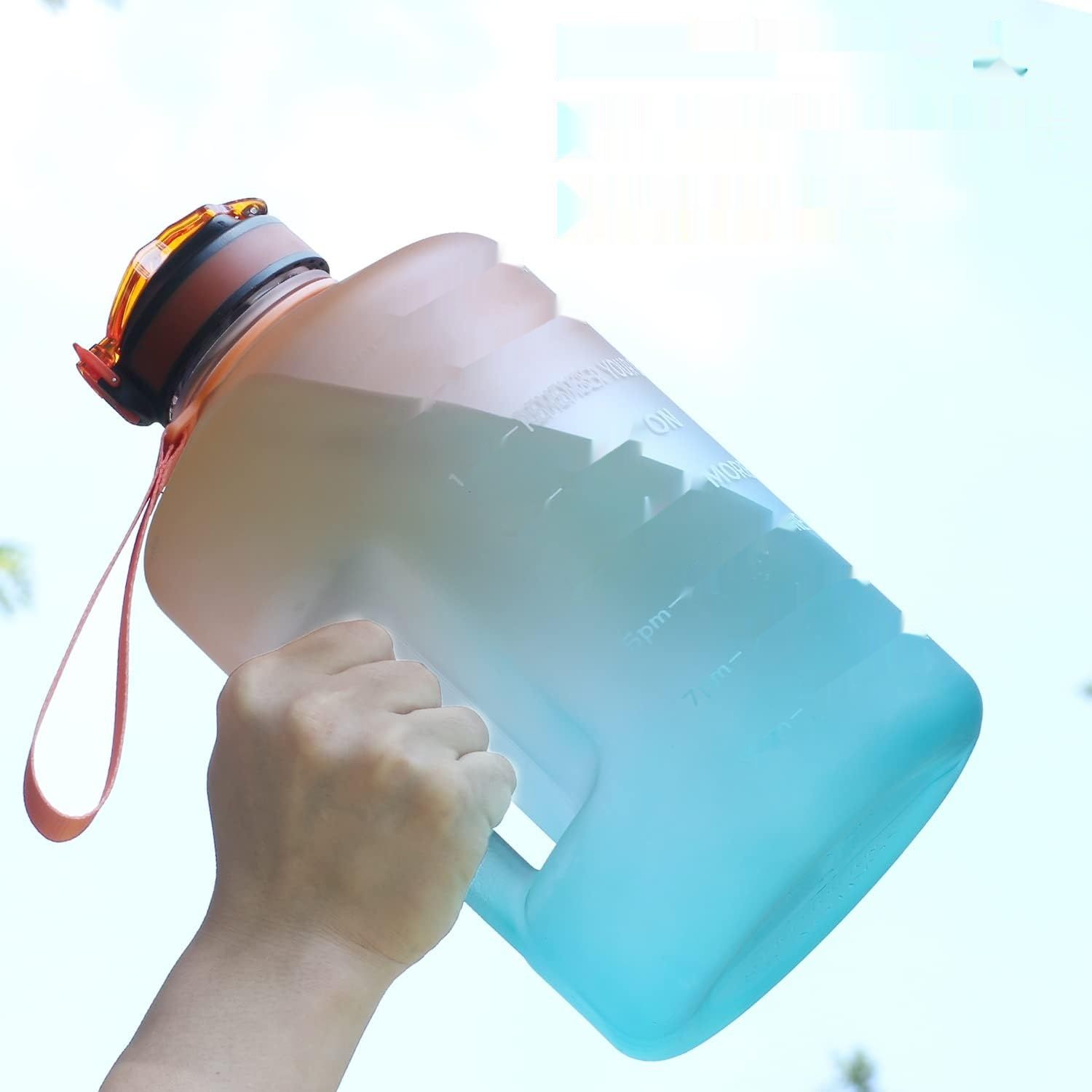 SLUXKE Butelka sportowa 2,2 l/3,78 l, BPA free, zabezpieczona przed wyciekiem