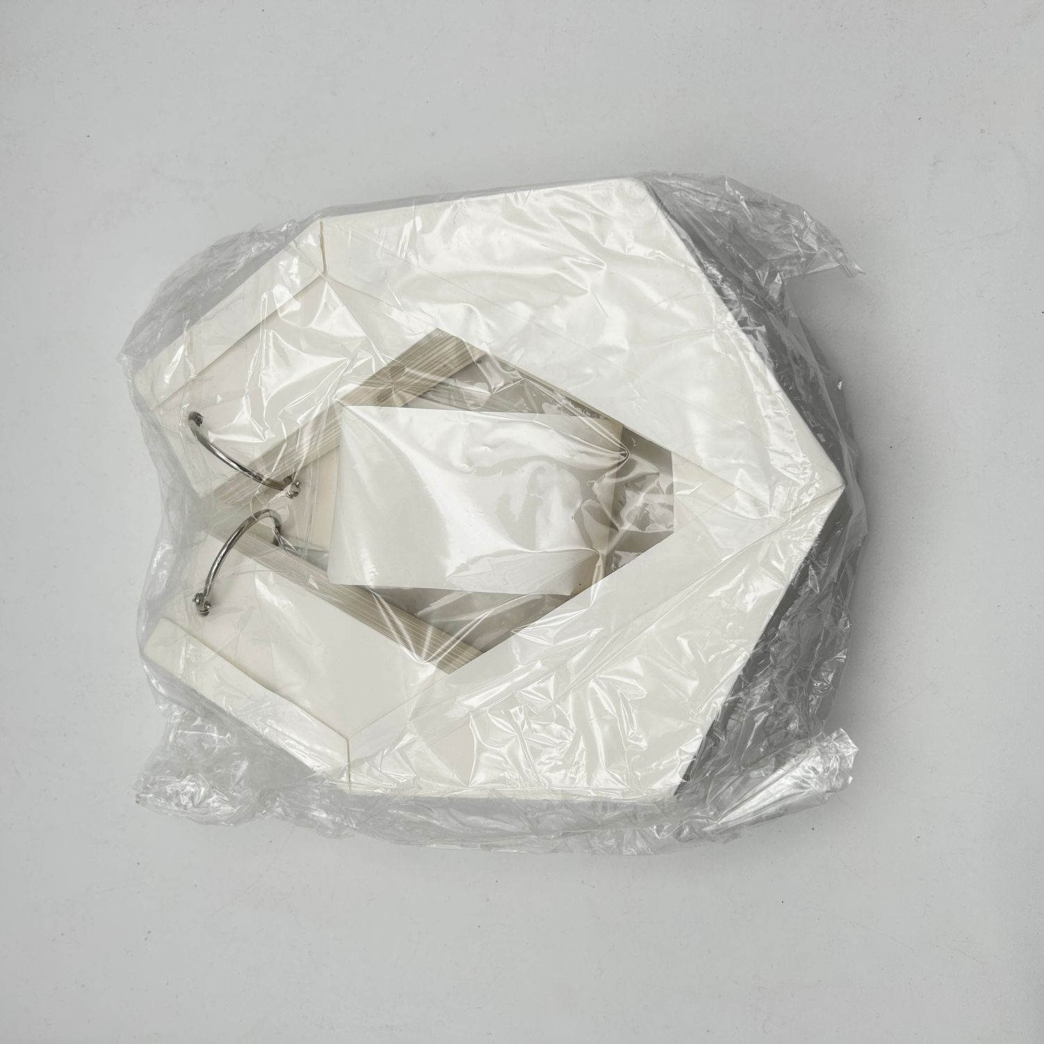 Abażur lampa wisząca origami, styl skandynawski, piękny i prosty.