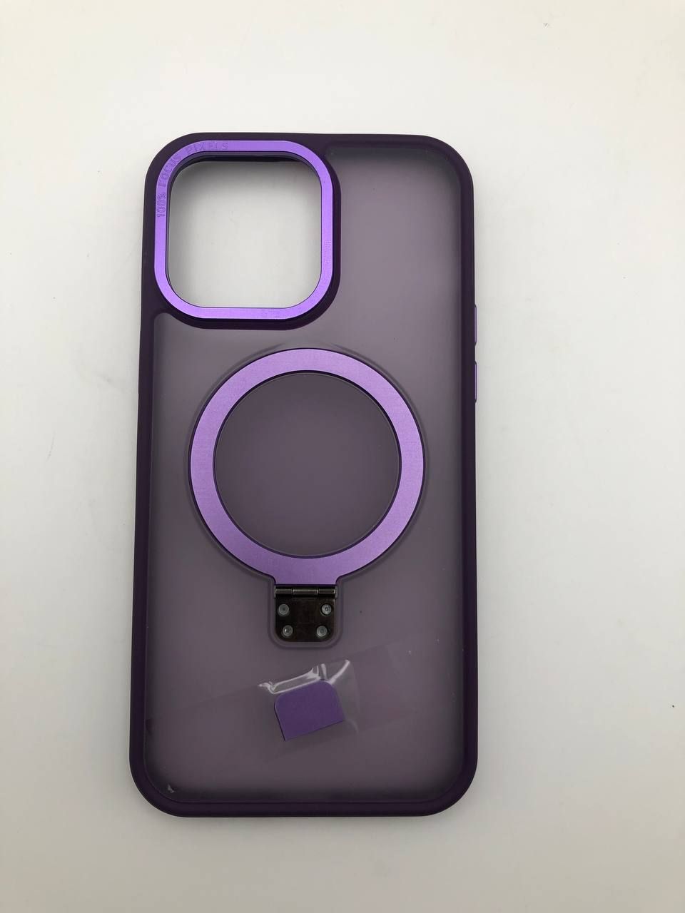 Magnetyczne etui do iPhone 14 Pro Max 6,7&quot; kompatybilne z MagSafe.