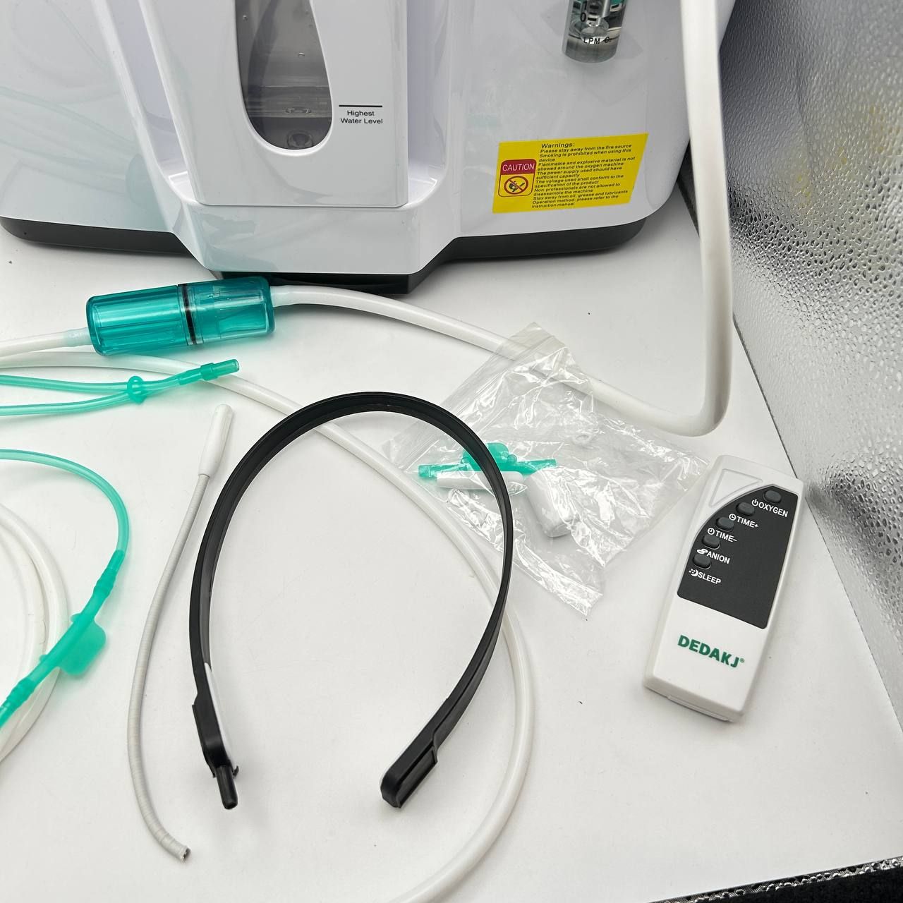 DEDAKJ Koncentrator Tlenu DE-1A, 1-7 L/min, 30%-90%, Pilot