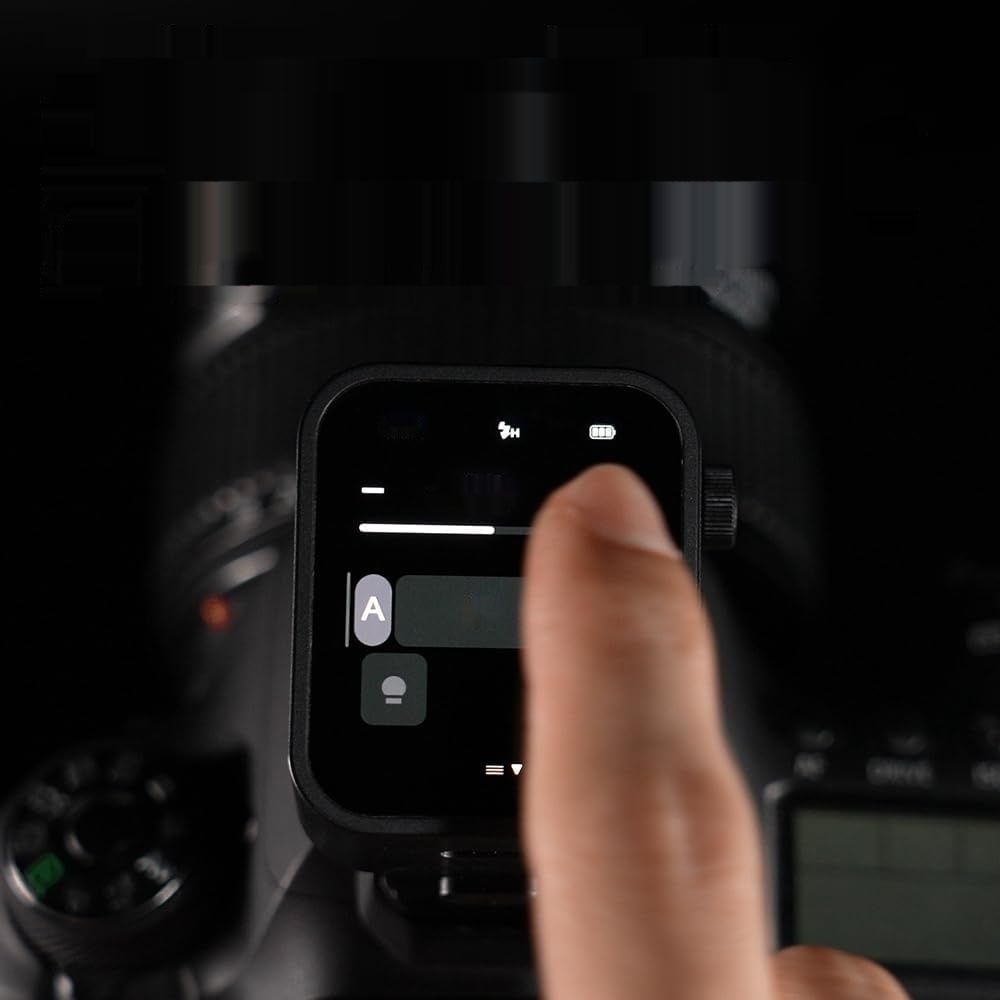 Godox X3-S Trigger, ekran dotykowy TTL, bateria 3,7 V 850 mAh, 7 dni czuwania.