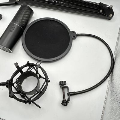 TONOR RGB Micro PC Q9S USB Mikrofon Kondensator do Streamingu i Podcastów.