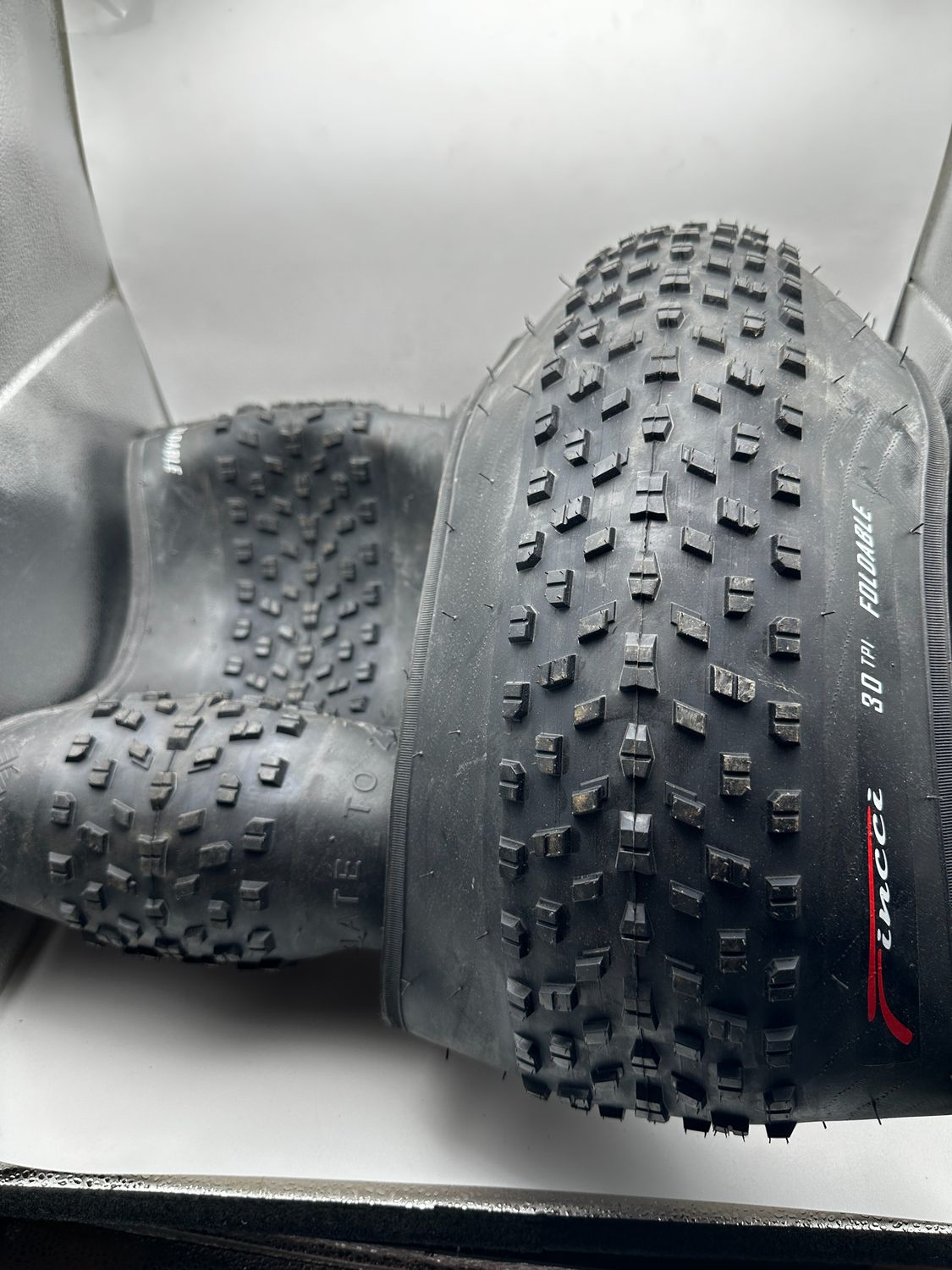 Fincci Fatbike 2 opony rowerowe 26 x 4,0 cala – składane opony MTB 100-559 do rowerów
