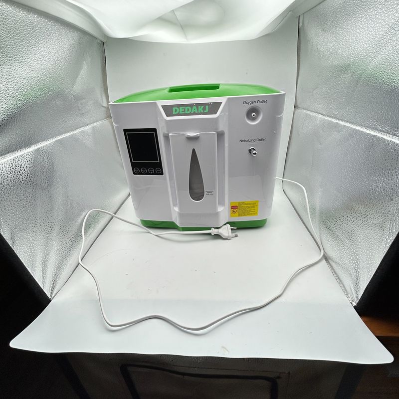 DEDAKJ Koncentrator tlenu DE-2AW, przepływ 2-9 L/min, czystość 30%-90%