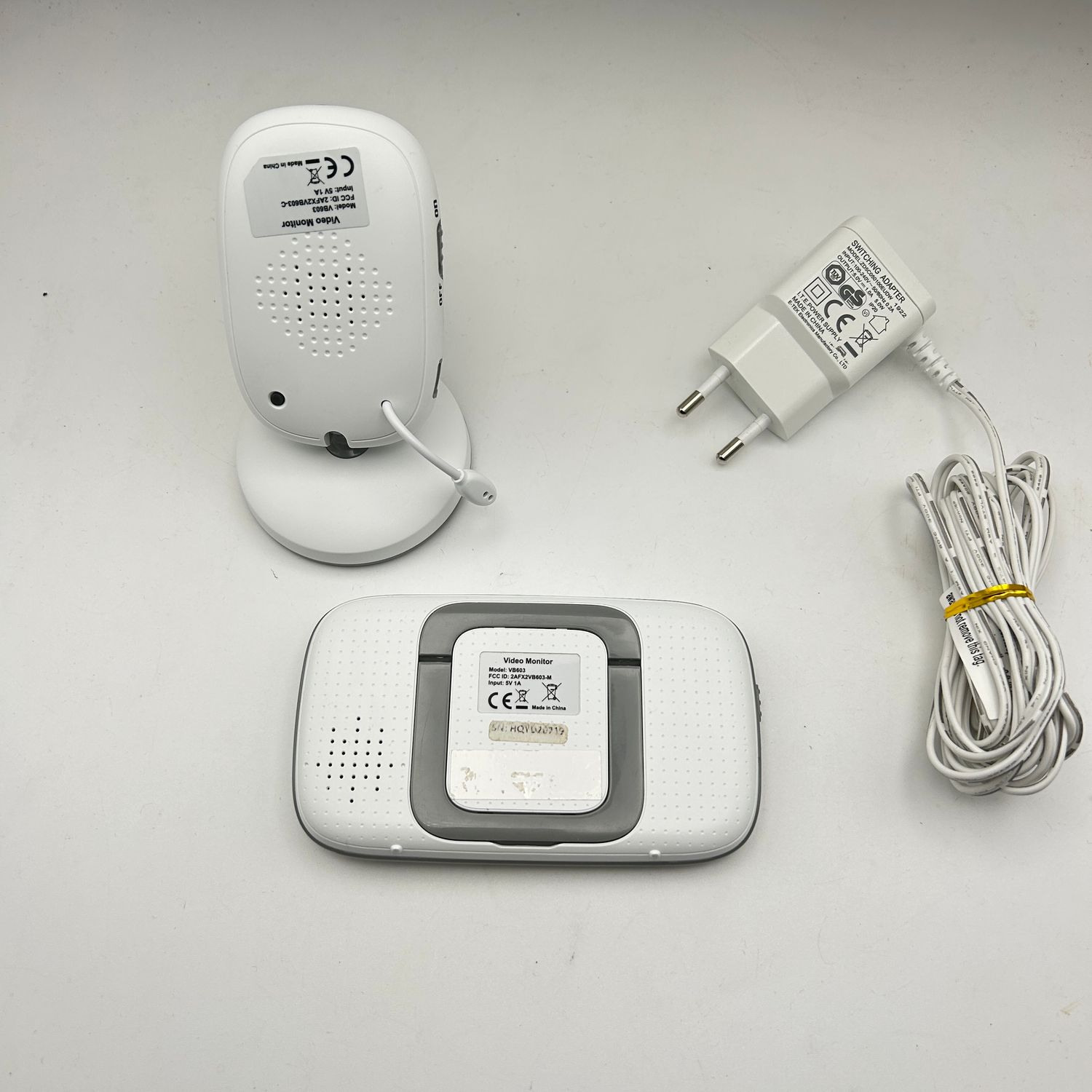 BOIFUN Niania z 2 Kamerami 720P IPS, Zoom 3X, Noktowizor, Bez WiFi
