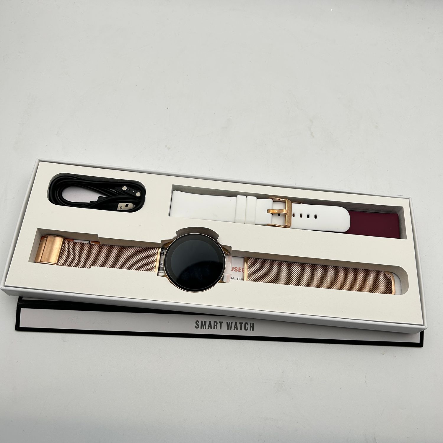 Damski Smartwatch: Połączenia Bluetooth i Asystent AI, Wodoodporny.
